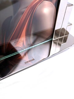 Art-déco-Wolkenkratzer-Bilderrahmen aus Nickle-Silber mit freistehendem Deko-Bilderrahmen, um 1930