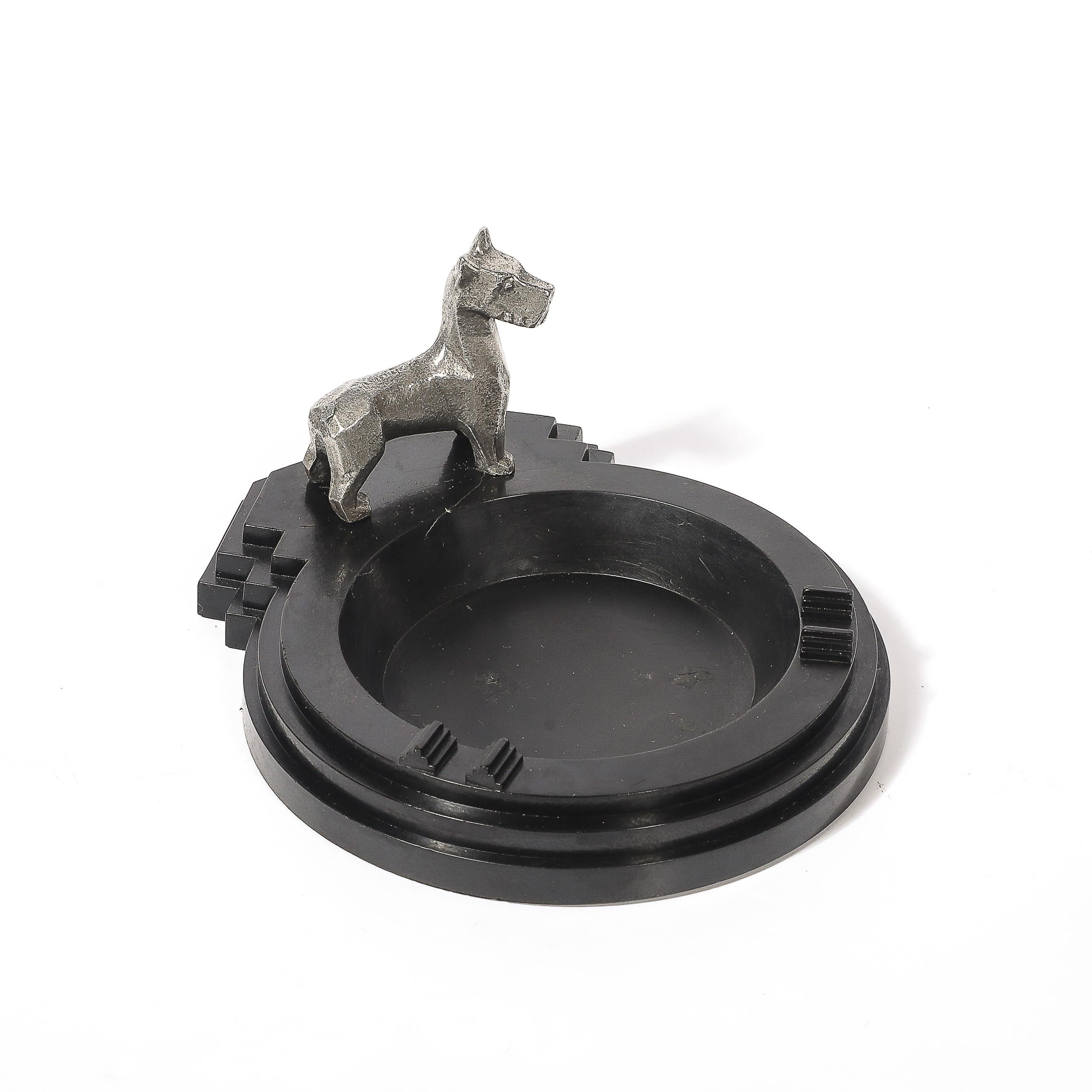 Portacenere/Poggiapipe in bachelite nera e peltro in stile Art Deco Skyscraper in vendita 3