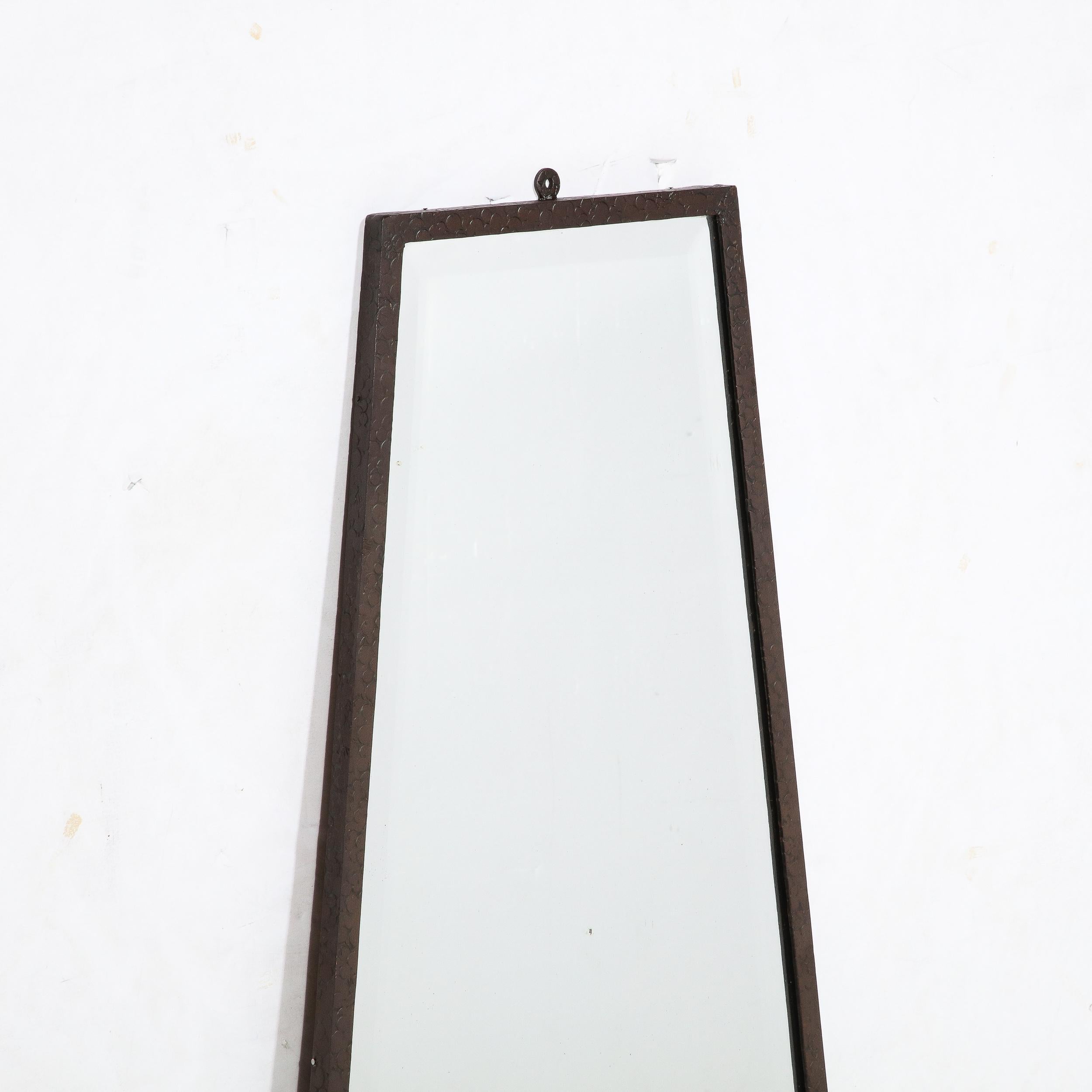 Specchio piramidale in stile Art Deco Mirror in bronzo strofinato ad olio con dettagli smussati in vendita 3