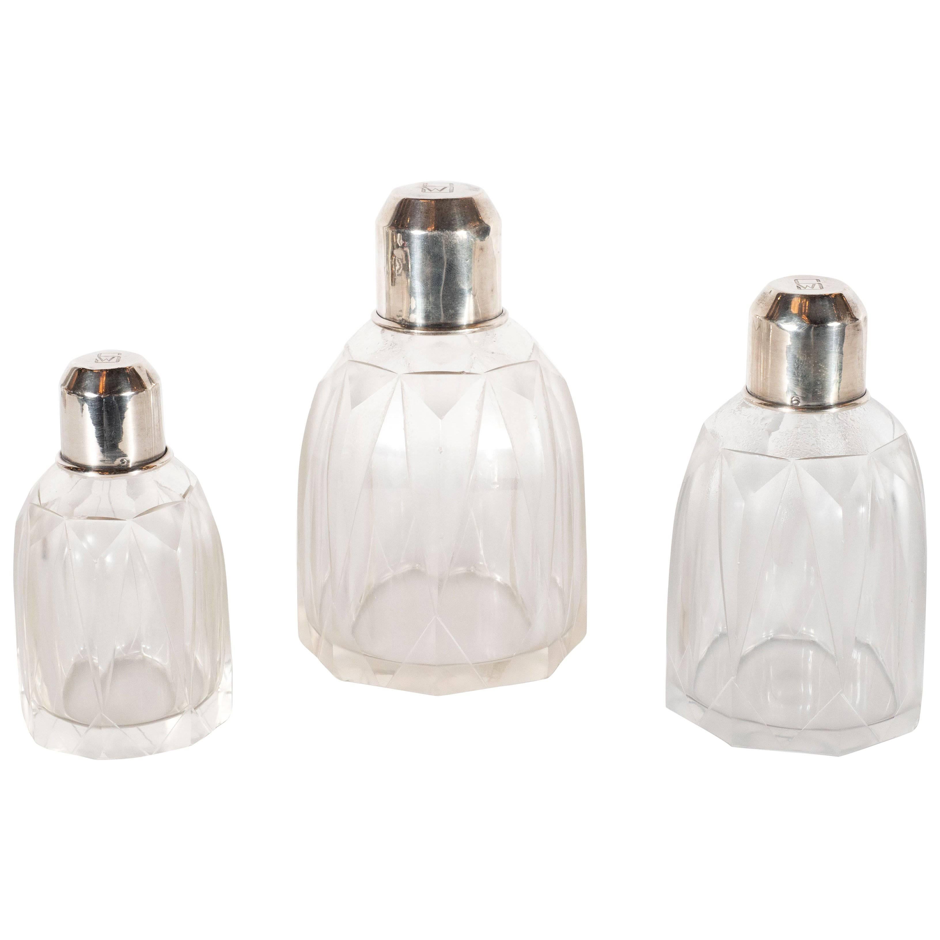 Ensemble de parfums Art Déco en argent sterling et verre biseauté géométrique de style gratte-ciel