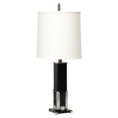 Art-Déco-Tischlampe im Wolkenkratzer-Stil aus schwarzer Emaille und Chrombeschlägen