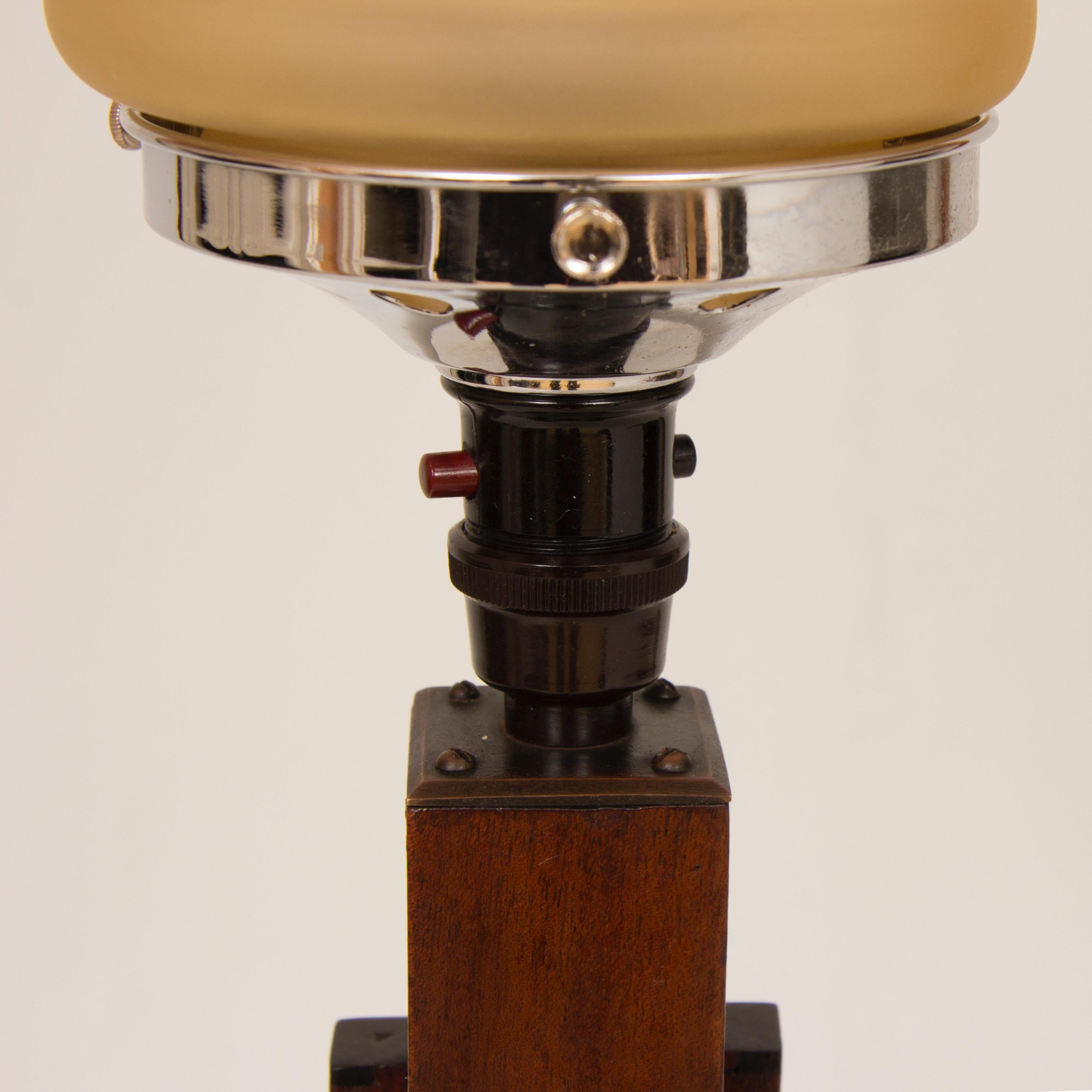 Art Deco Skyscraper Table Lamp In Good Condition In London, GB