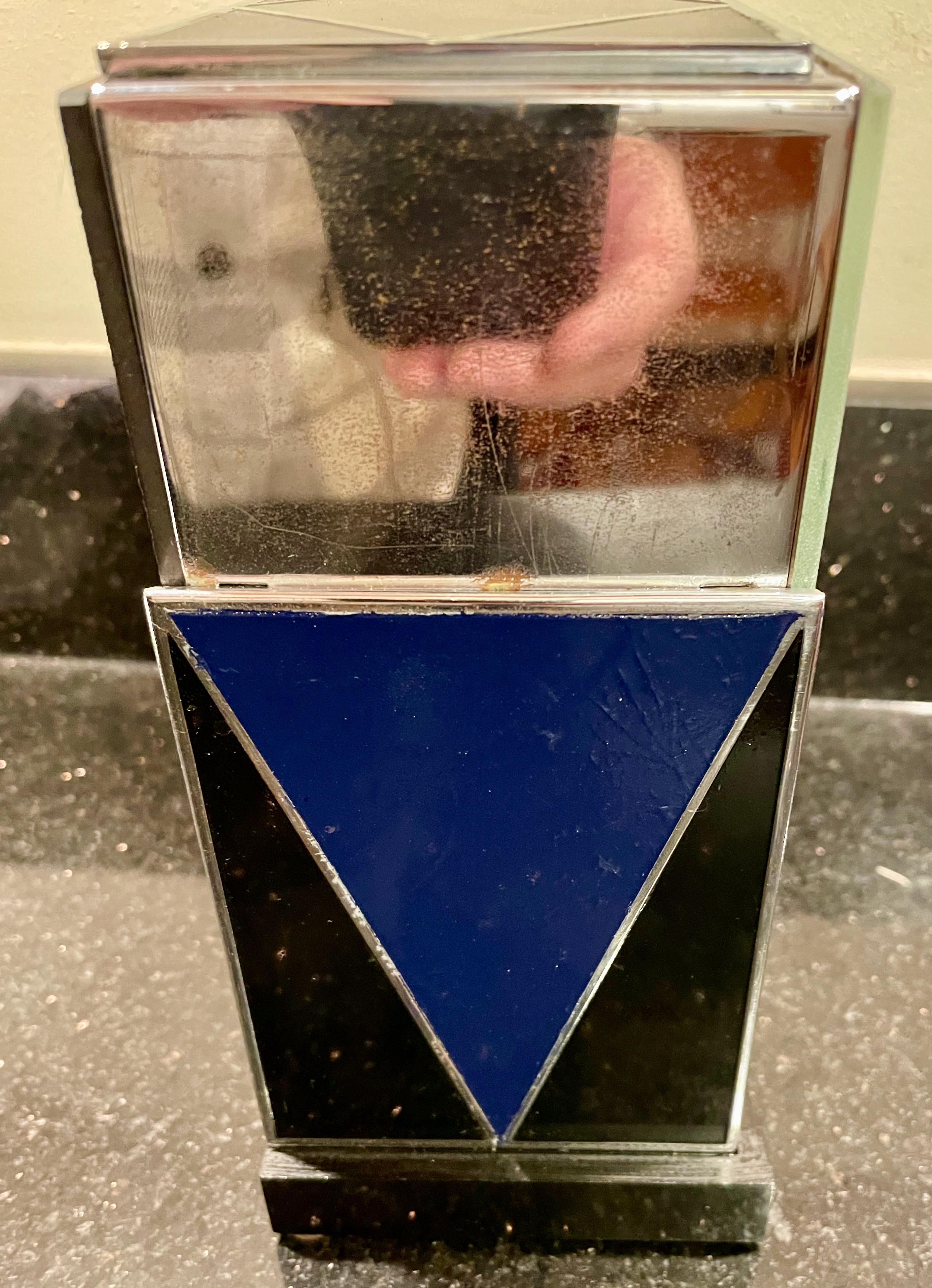 Metal Art Deco Skyscraper Warren Telechron Clock Modernique by Paul Frankl, 1928