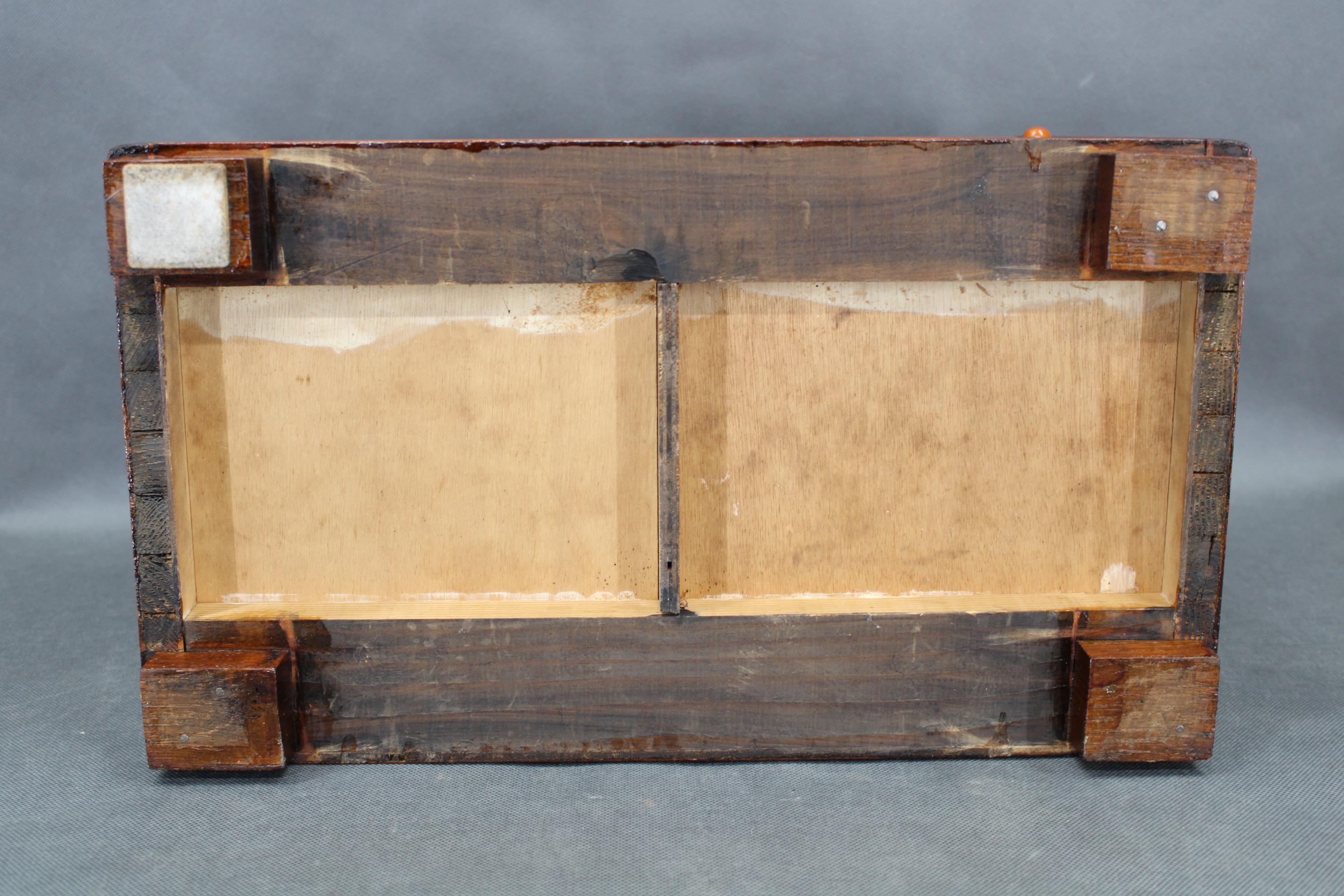 Art-Déco-Vitrine mit Schiebetür, Tschechoslowakei, 1940er Jahre im Angebot 7