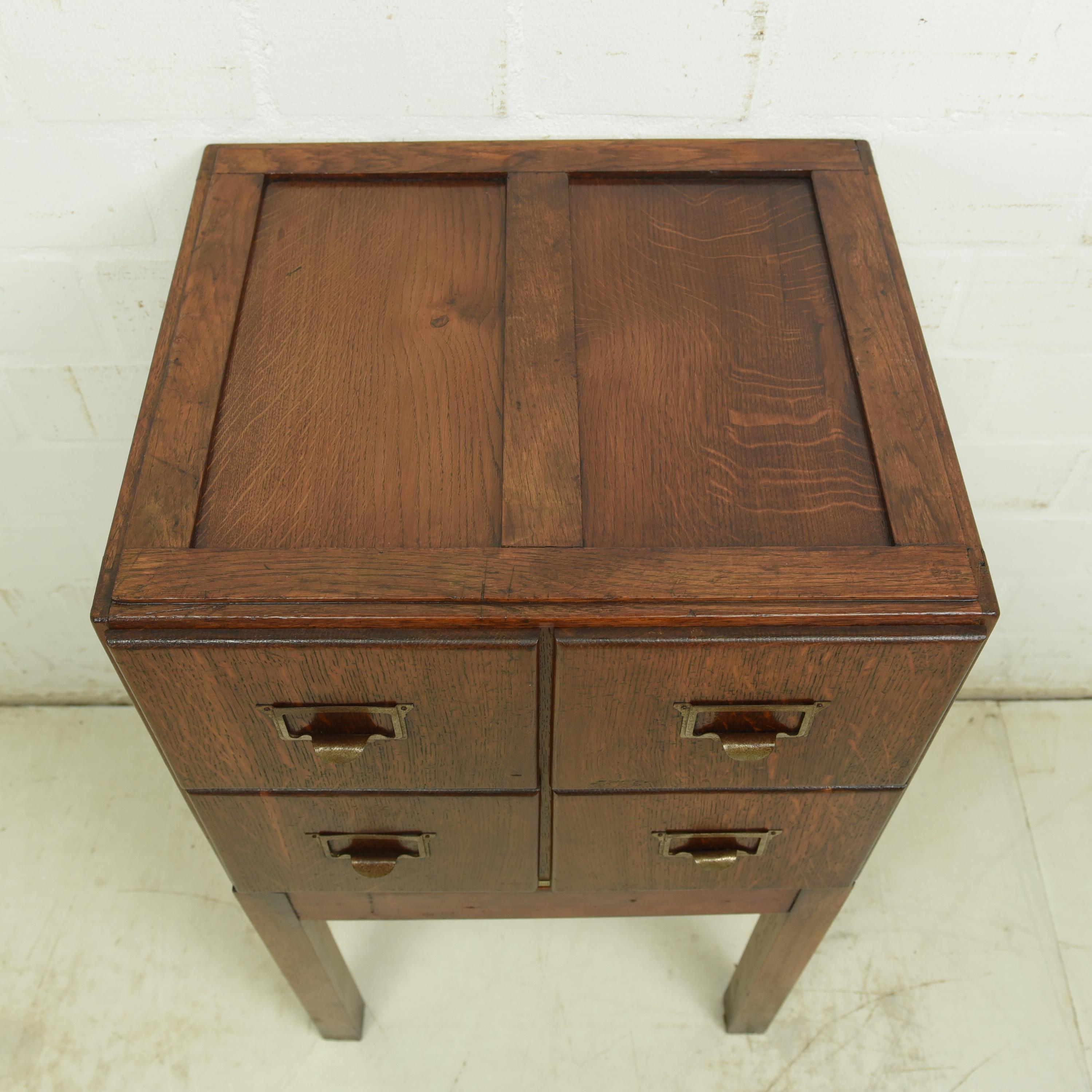 Art Deco Small Drawer Cabinet / Filing Cabinet by Zeiss, 1925 In Good Condition In Lüdinghausen, DE