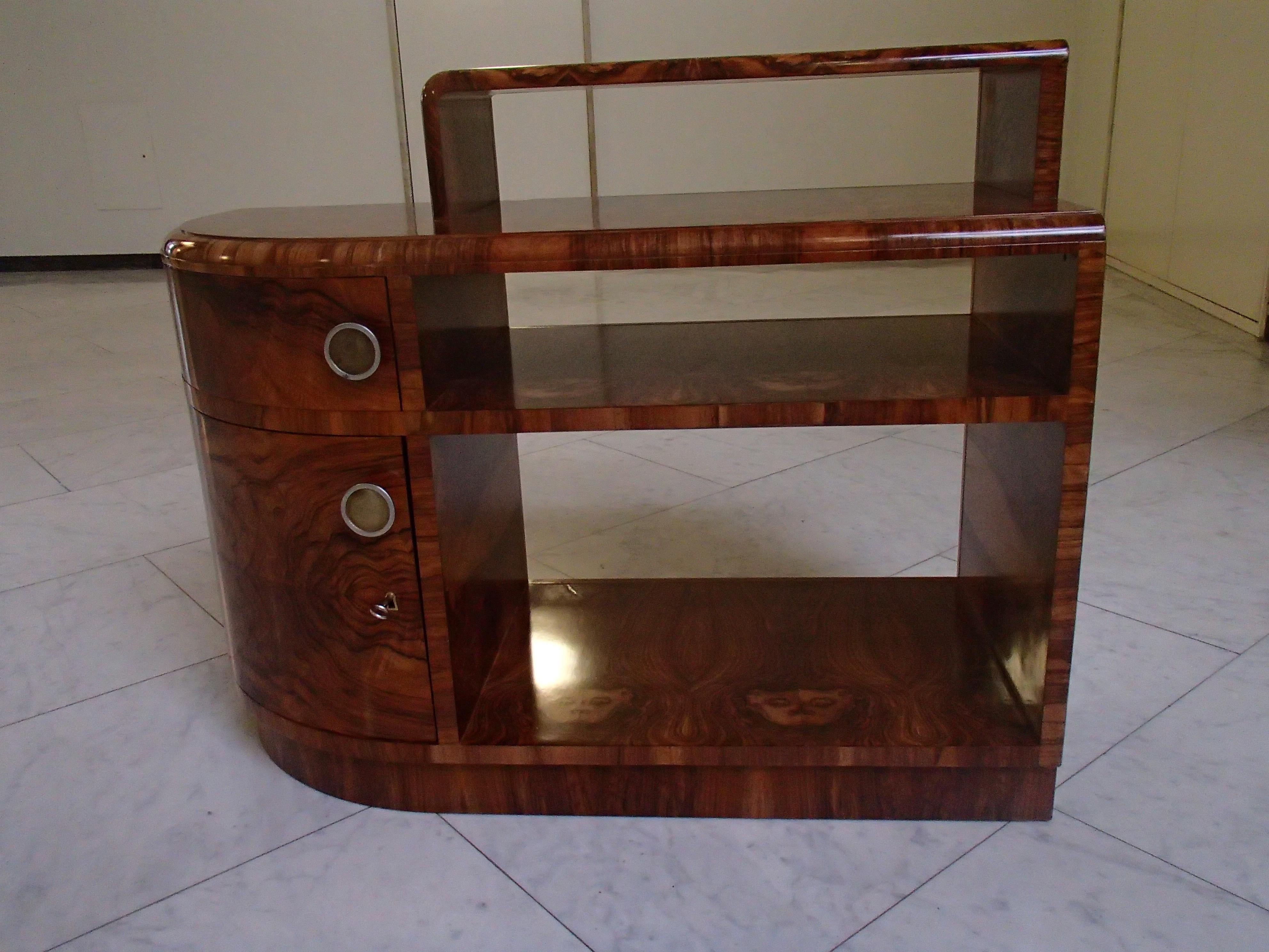 Art Deco Small Sideboard, Drinking Cabinet or Cupboard Walnut Roots Veneer For Sale 7