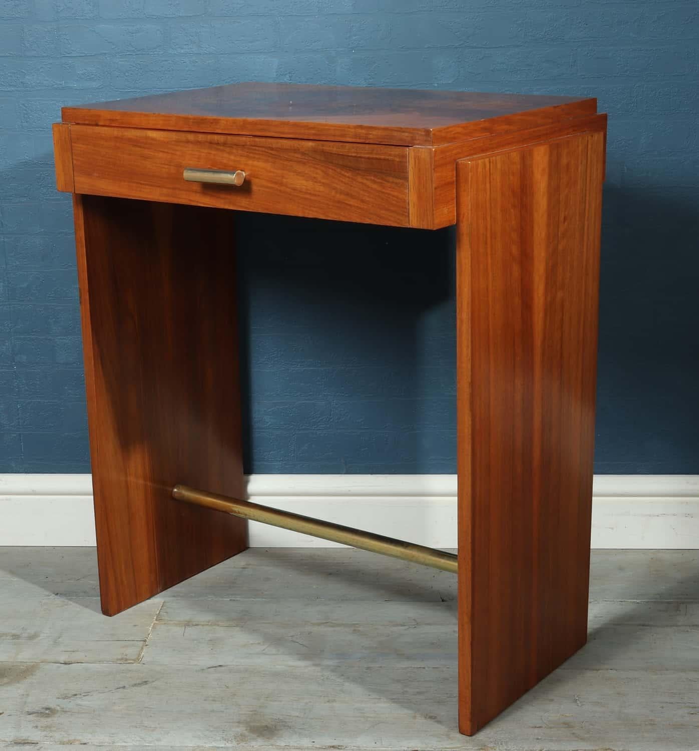 Art Deco Small Walnut Writing Table, circa 1930 For Sale 6