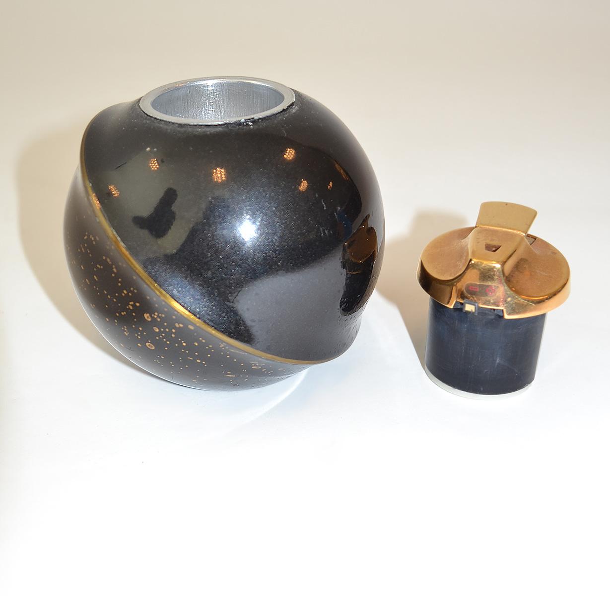 Art Deco Smoke Set in Black Enamel and Gold Leaf Signed by Jonson & Marcius 80's For Sale 3
