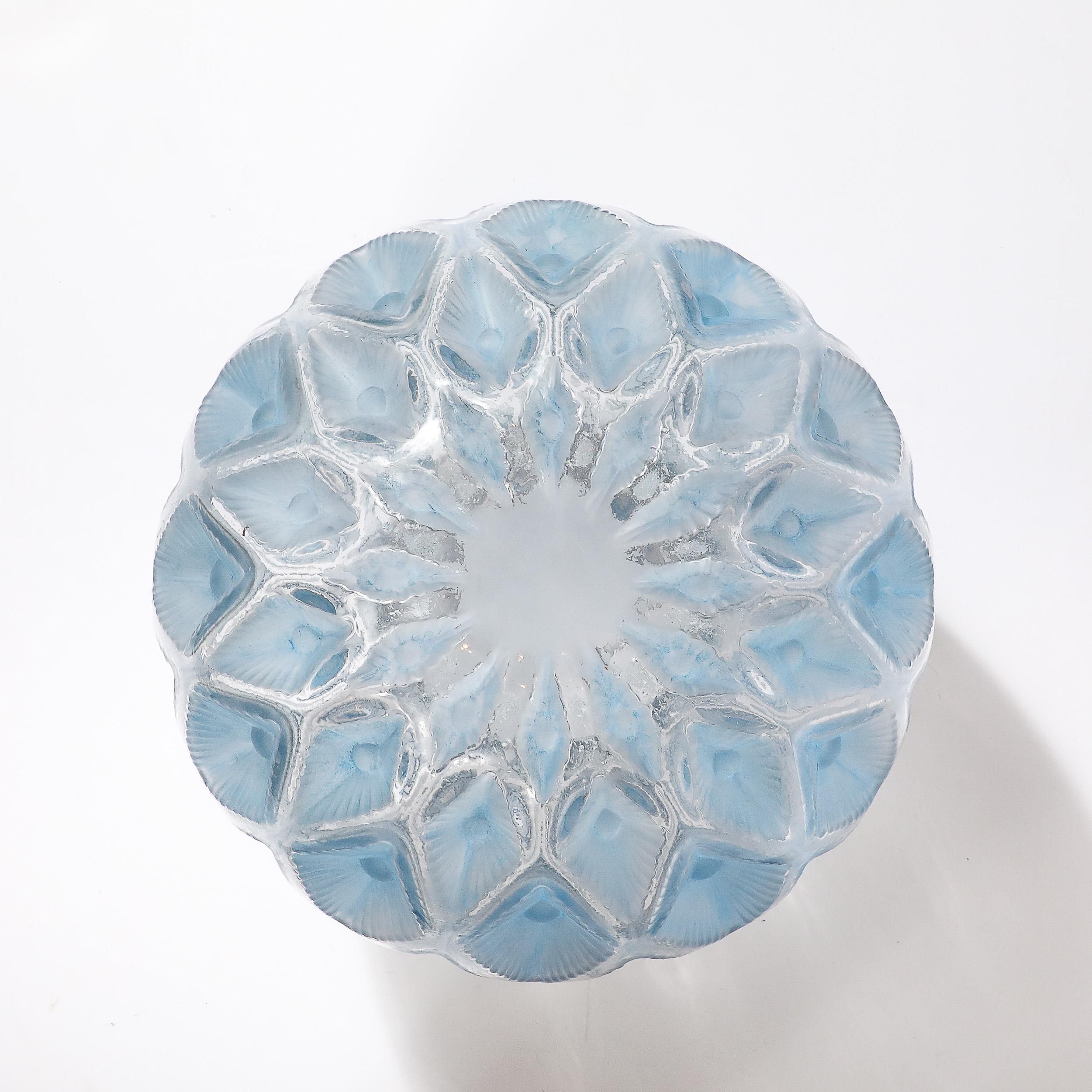 Vaso in vetro trasparente e smerigliato Art Deco Smoked Cerulean Hue firmato Lalique in vendita 6