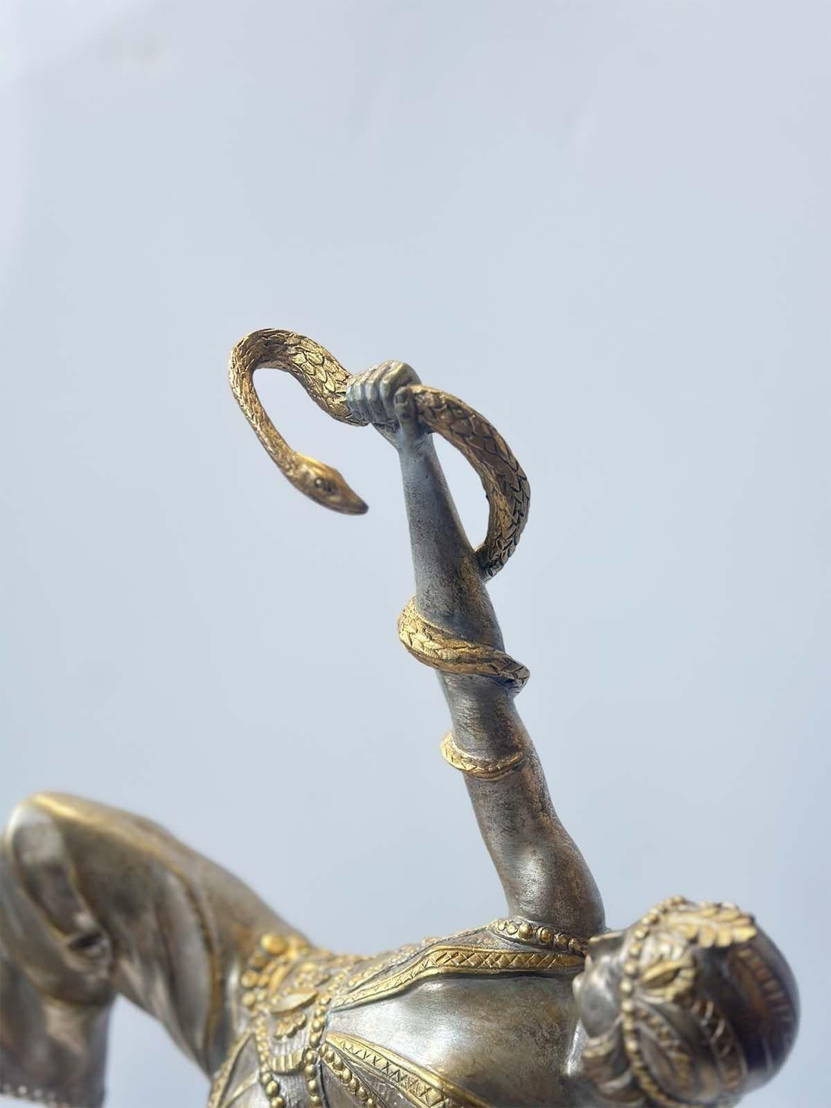 Charmeur de serpent Art Déco en bronze de S. Lipchytz Bon état - En vente à Los Angeles, CA