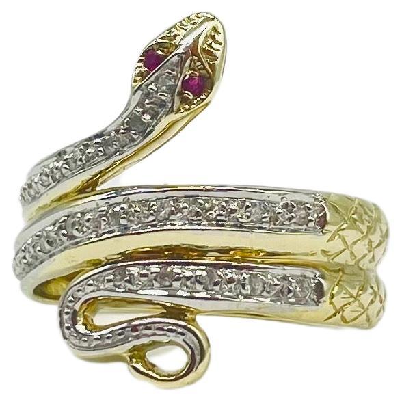 Art deco snake ring with diamonds and ruby yellowgold  In Good Condition For Sale In Berlin, BE