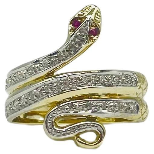 Art deco snake ring with diamonds and ruby yellowgold  For Sale 1