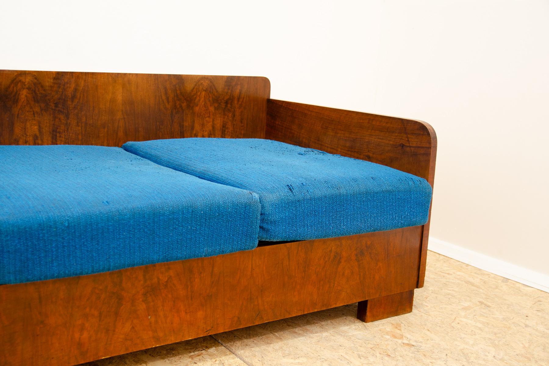 ART DECO sofa, 1930´s, Czechoslovakia For Sale 4