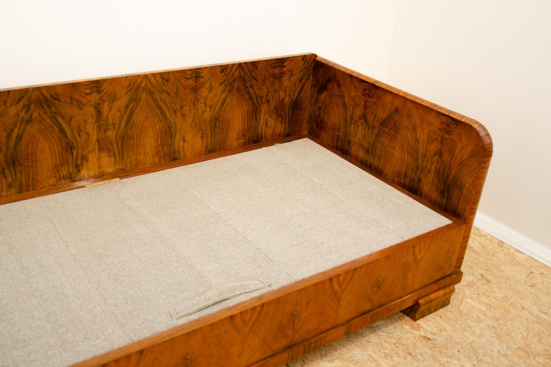 ART DECO sofa, 1930´s, Czechoslovakia For Sale 9