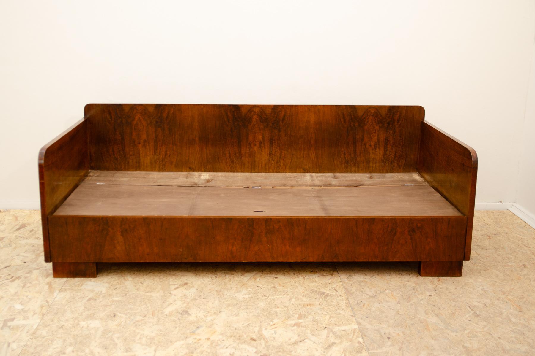 ART DECO sofa, 1930´s, Czechoslovakia For Sale 8