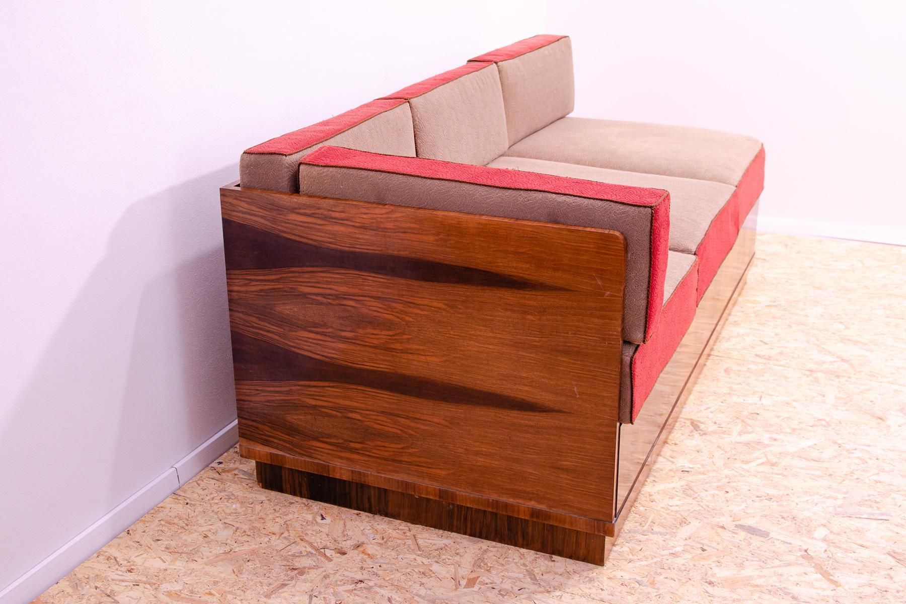 Veneer ART DECO sofa, 1930´s, Czechoslovakia For Sale