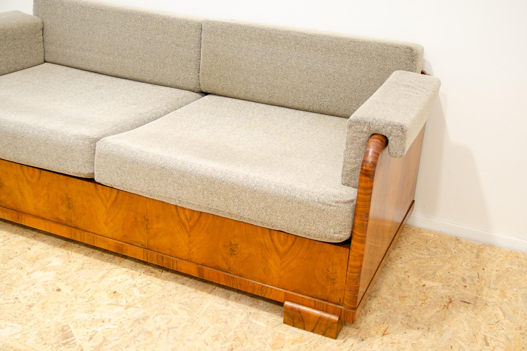 Upholstery ART DECO sofa, 1930´s, Czechoslovakia For Sale