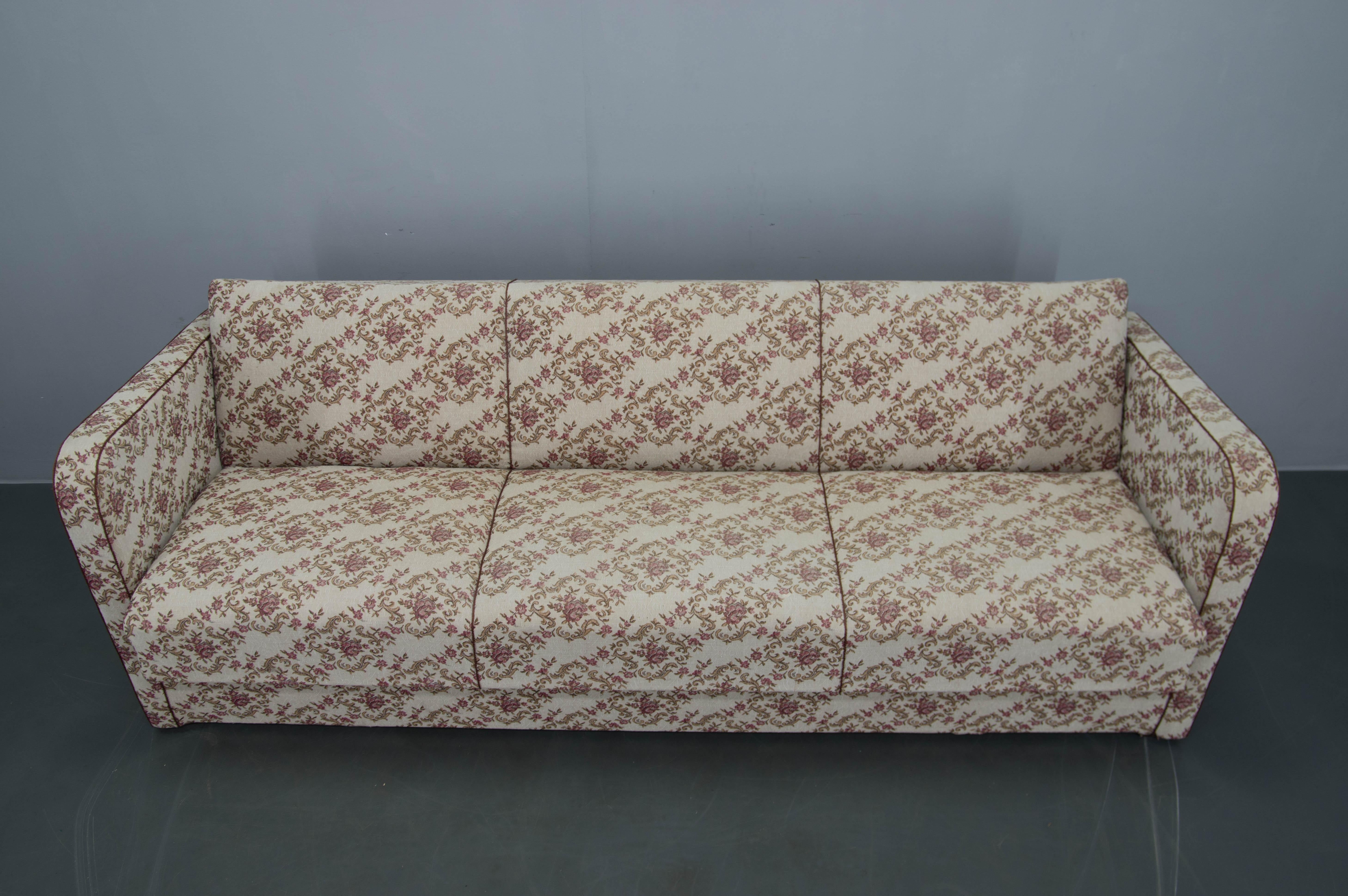 Textile Art Deco Sofa / Day Bed H 363 by Halabala, 1930s For Sale