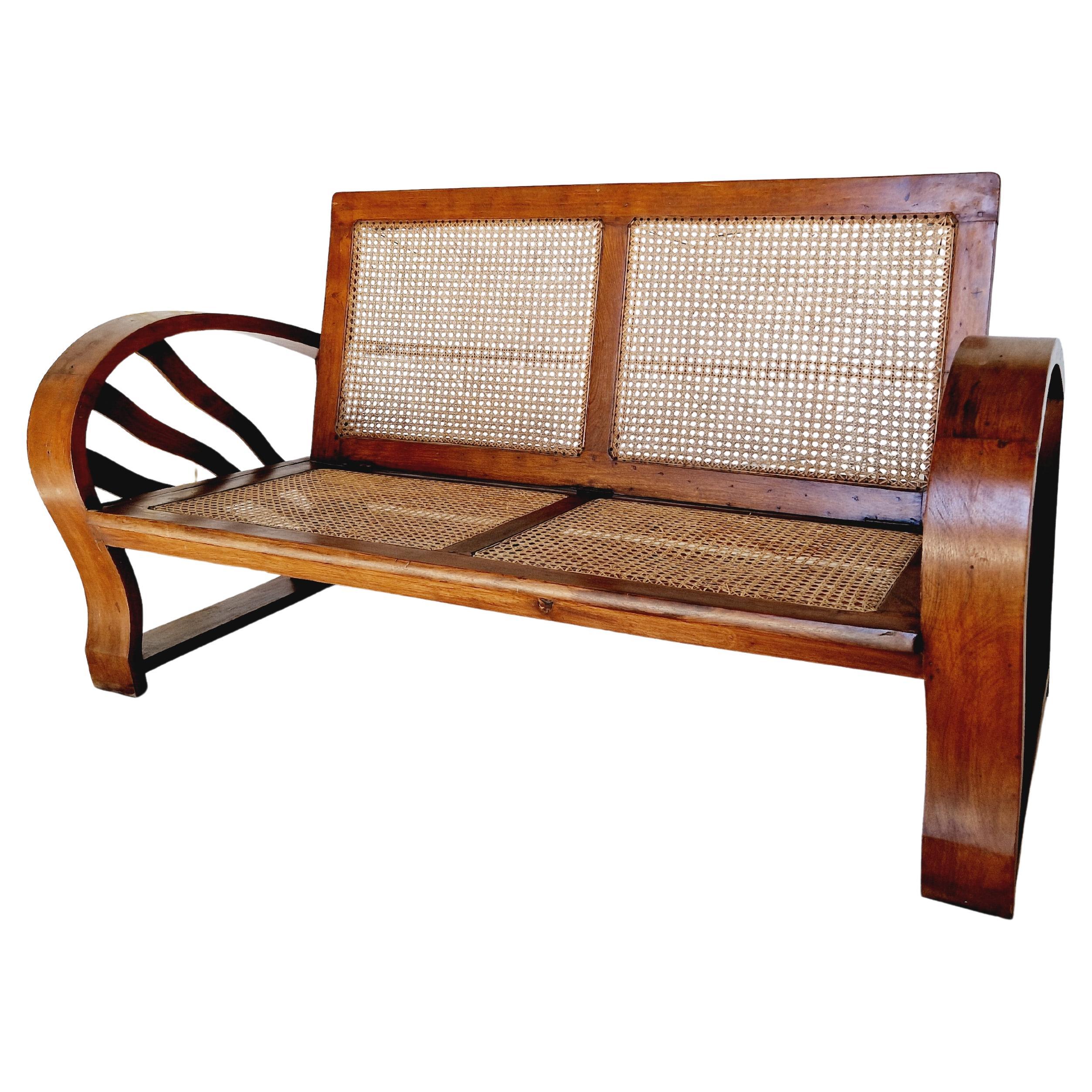 Art déco-Sofa im Kolonialstil