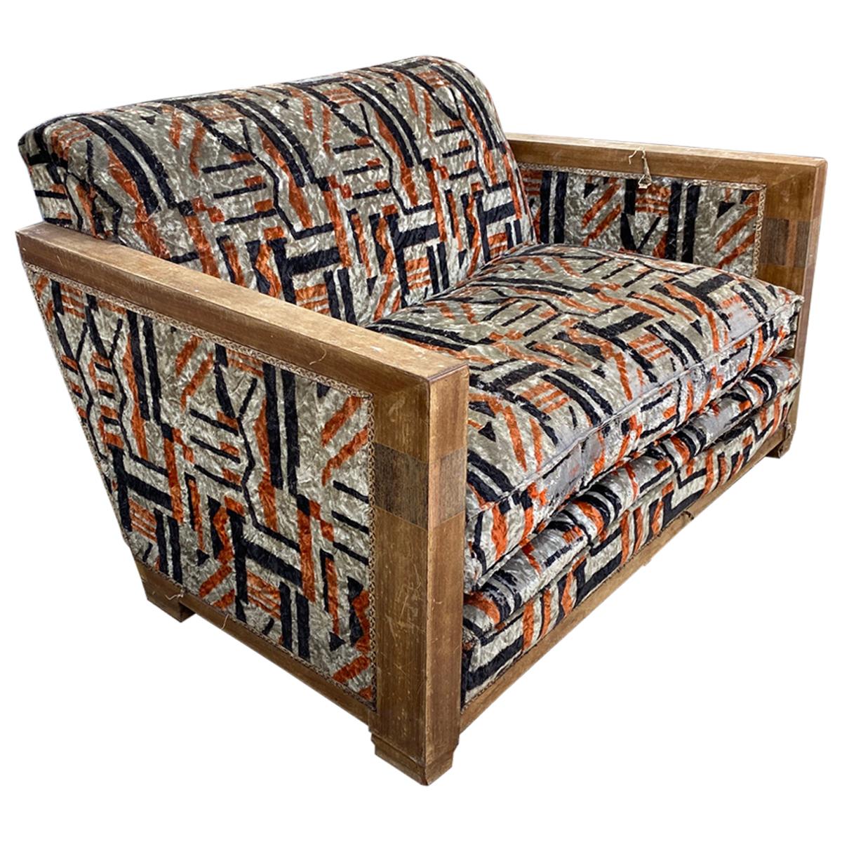 Art Deco Sofa in Walnut and Velvet, circa 1930