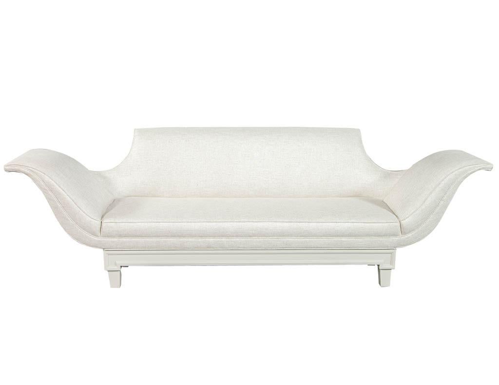 Art Deco Sofa in weißem Lack (Art déco)