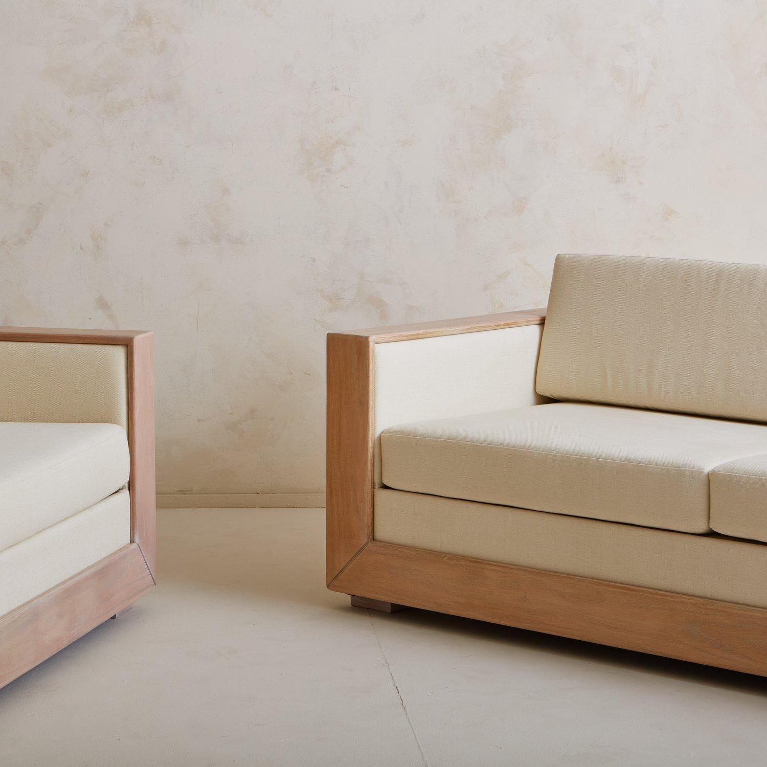 Art déco-Sofa mit Besatz aus gekälktem Eichenholz, Frankreich, 20. Jahrhundert, ''2 Stück verfügbar''  im Angebot 11