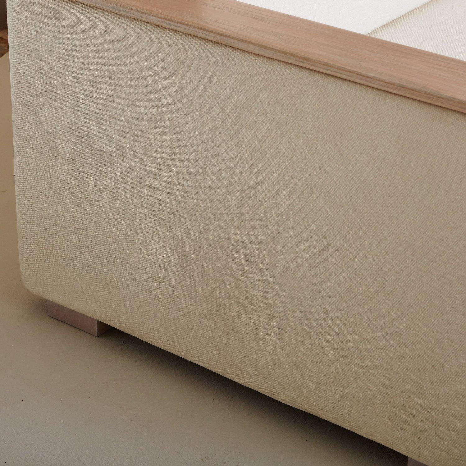 Art déco-Sofa mit Besatz aus gekälktem Eichenholz, Frankreich, 20. Jahrhundert, ''2 Stück verfügbar''  im Angebot 12