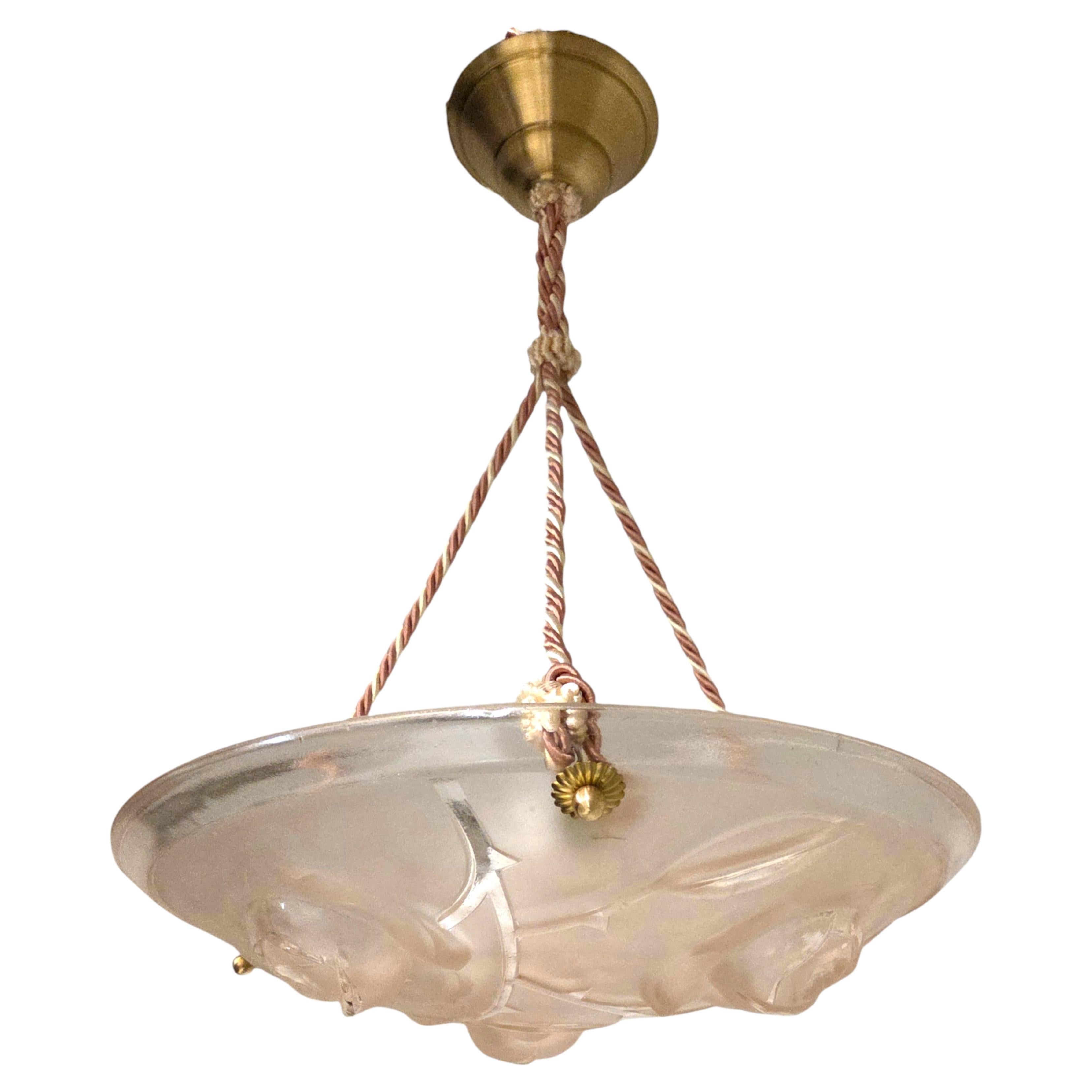 Art Decó rosa suave lámpara de techo colgante tazón w / racimo de rosa + montaje de cable