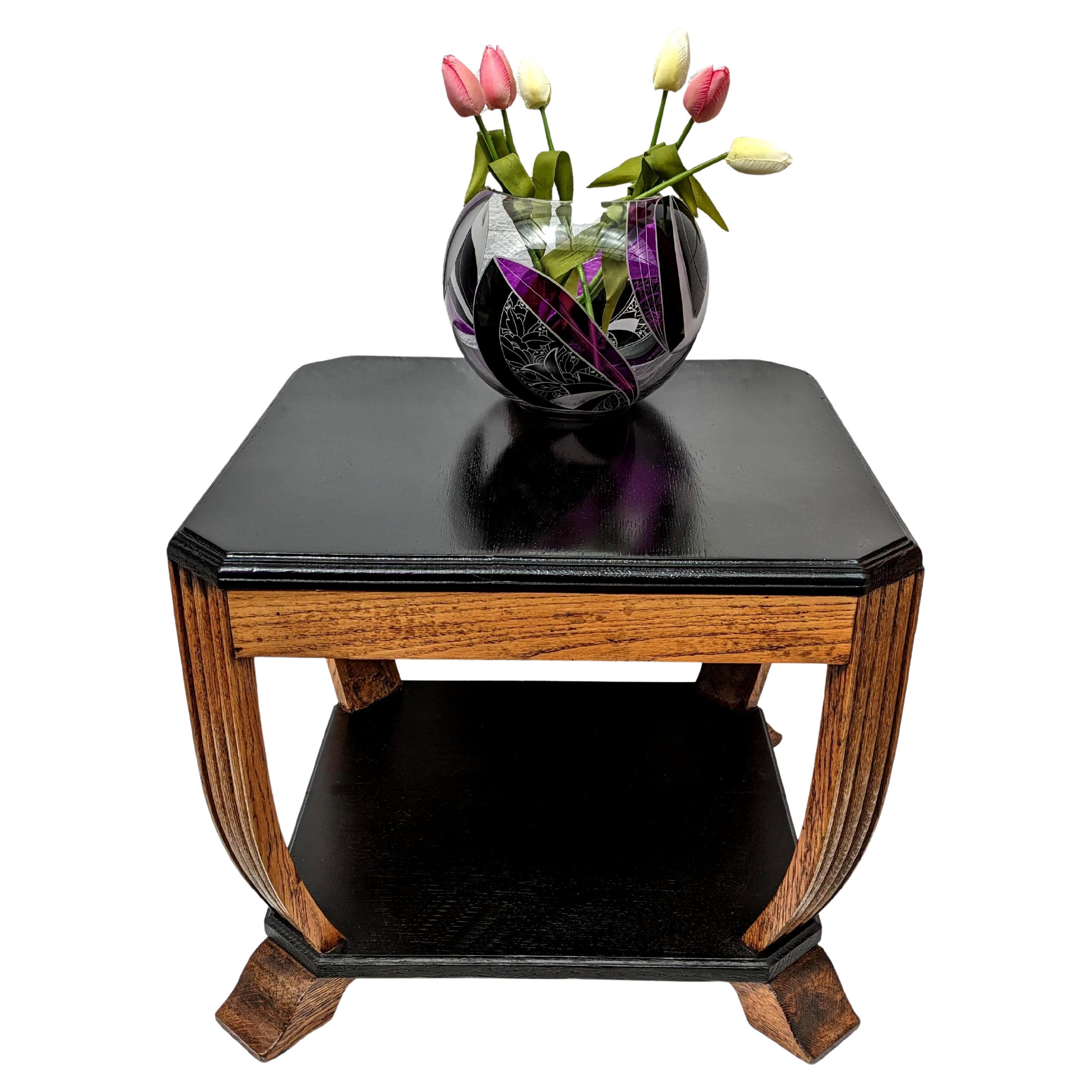 Mesa auxiliar Art Decó de roble macizo y ebonizado, inglesa, c1930