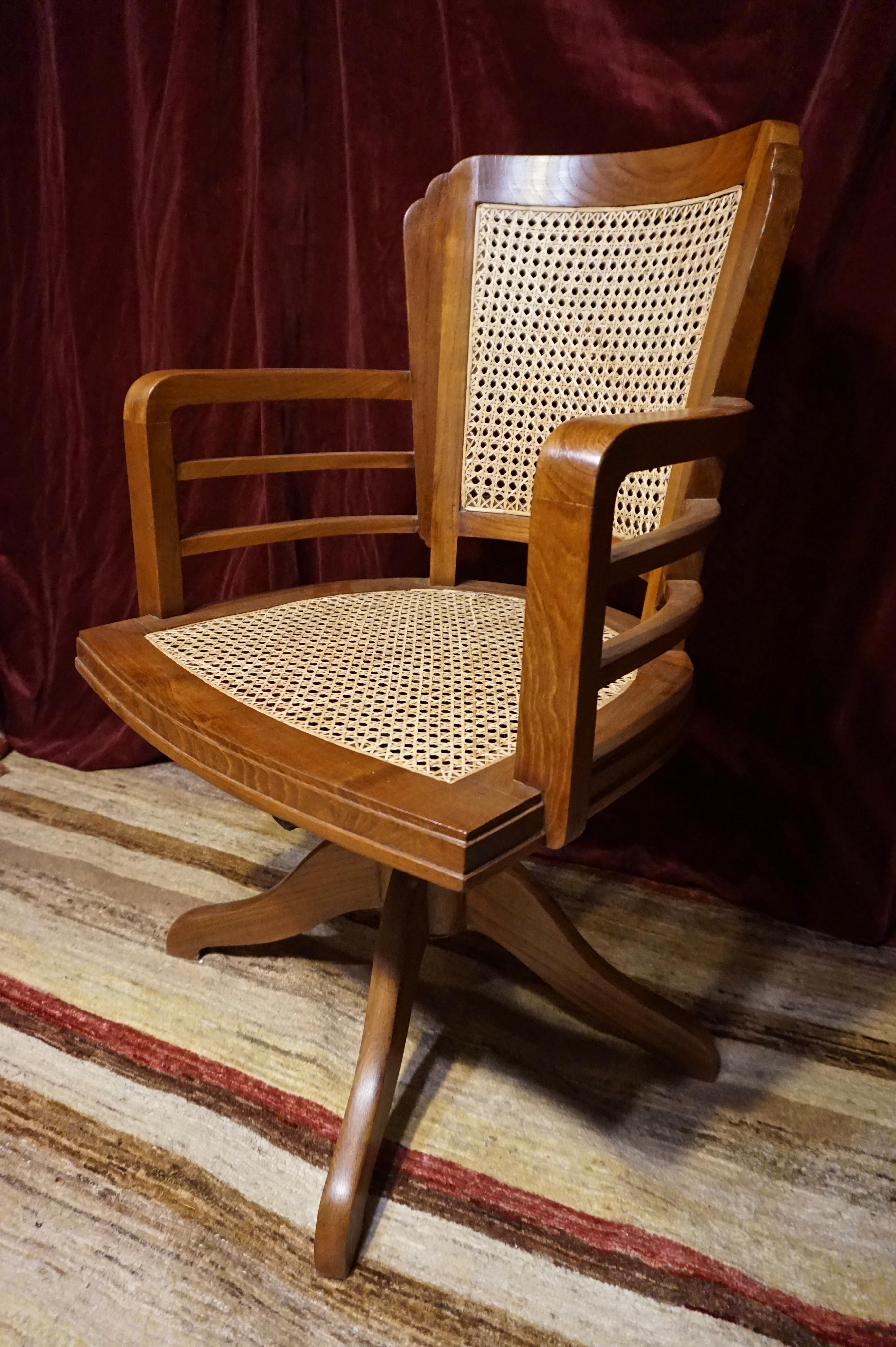 teak wood revolving chair