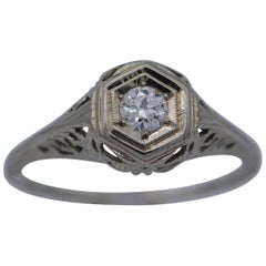 Art Deco Solitaire Diamond Filigree Ring, 19 Karat White Gold