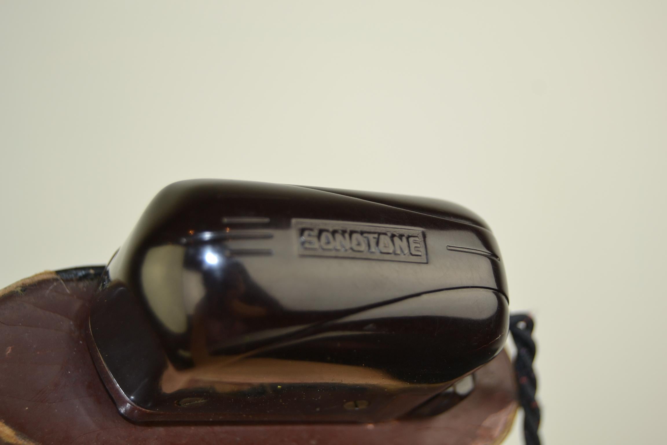Art Deco Sonotone Bakelite Hearing Aid with Witte Kat Battery Box 7