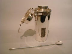 Shaker à cocktail « The Barman » (le barman) de Ghiso, France, années 1930