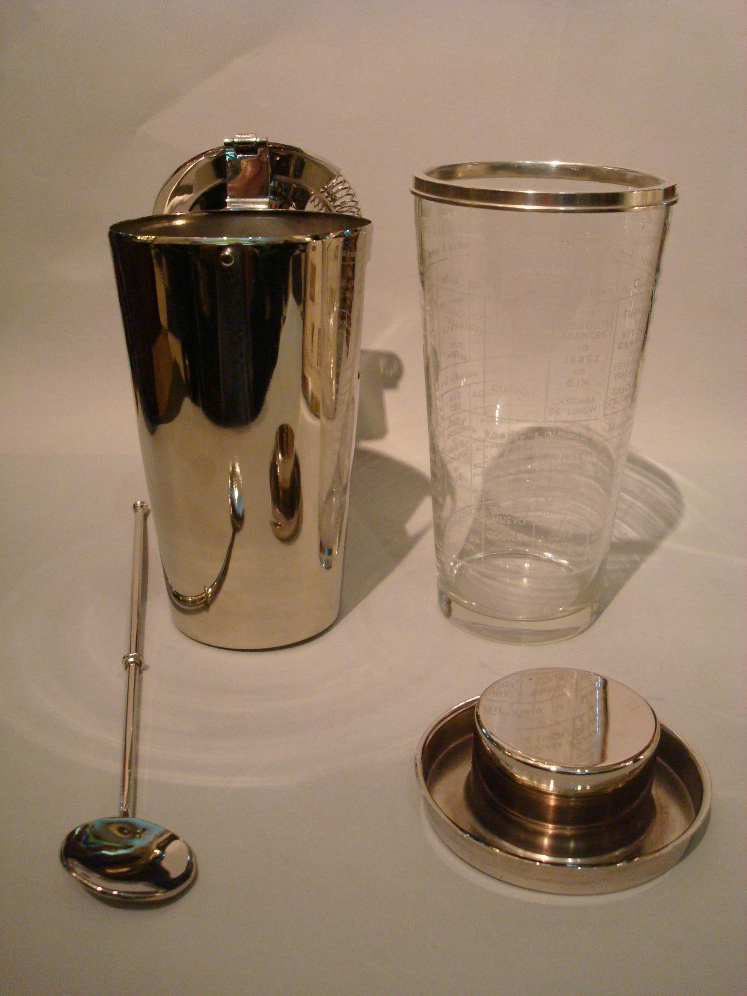 Art Deco Spanish Writing Cocktail Shaker “the Barman“, France, 1920s 1