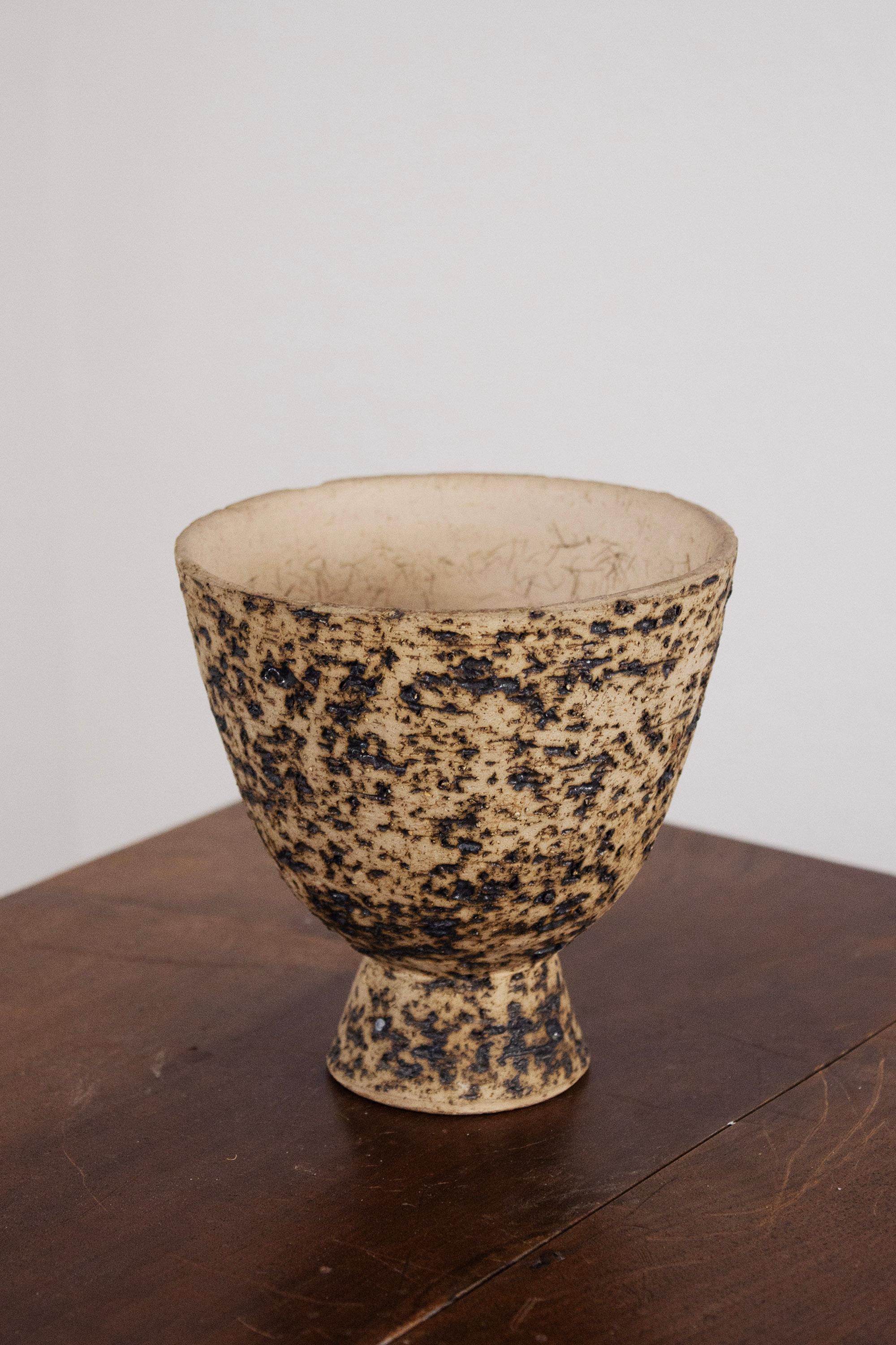 Postmoderno Vaso in ceramica maculata Art Deco in vendita