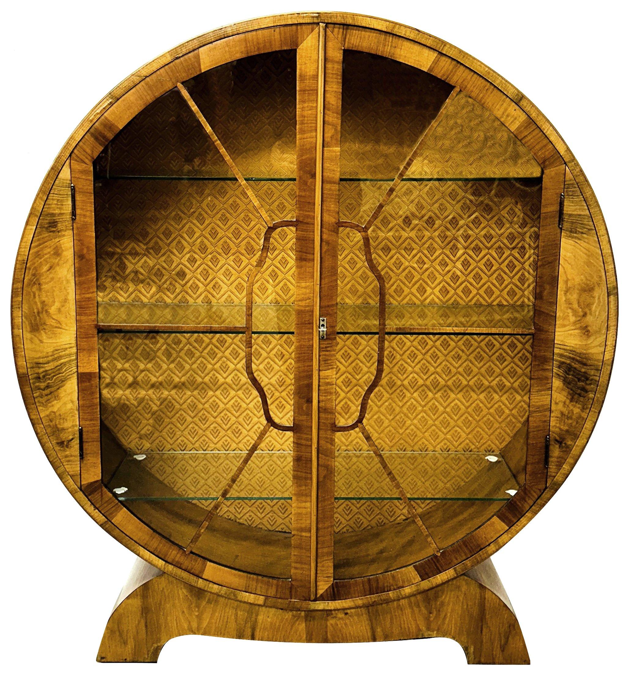 Art Deco Spectacular Circular Walnut  Display Vitrine Cabinet, English, c1930s For Sale 6