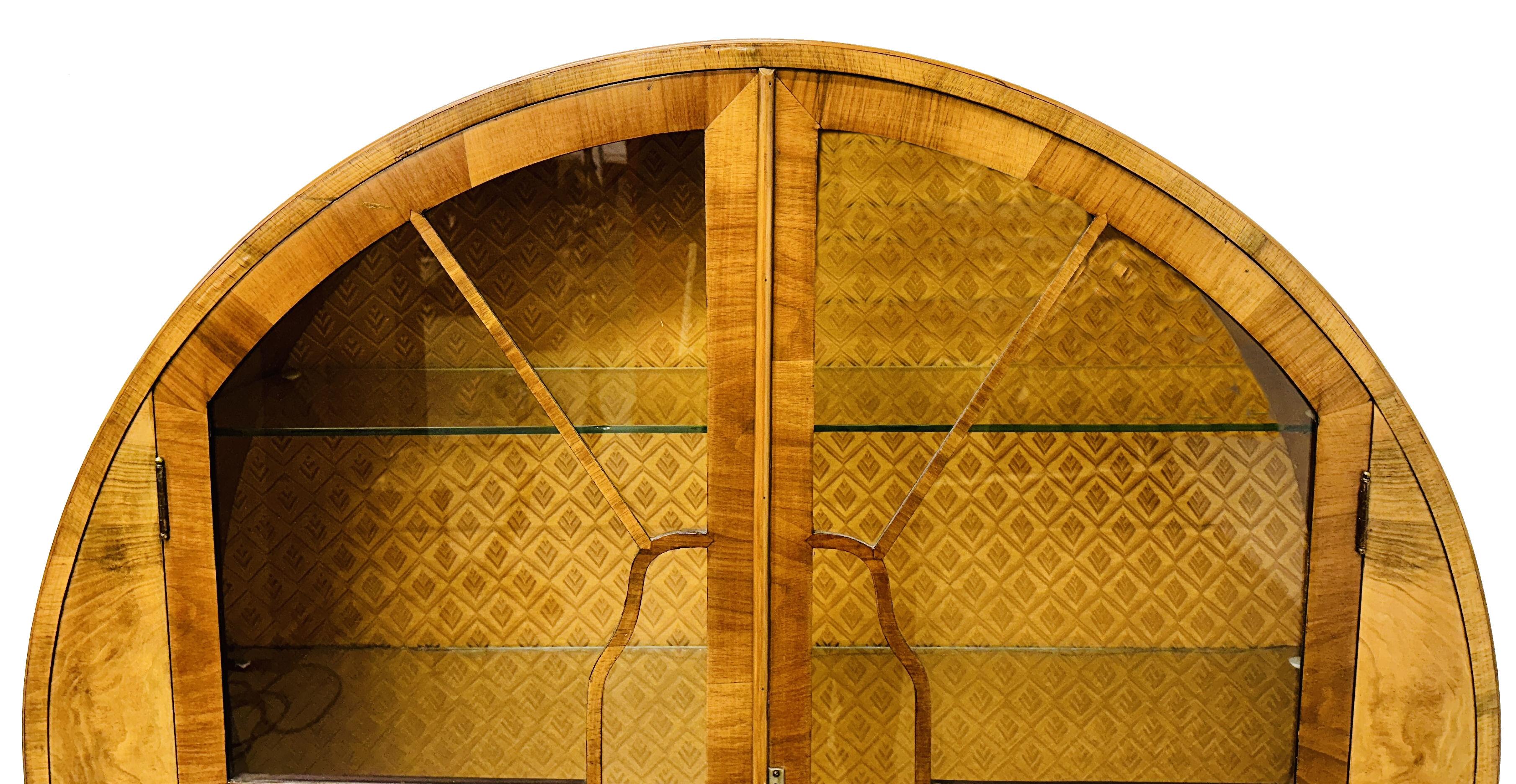 Art Deco Spectacular Circular Walnut  Display Vitrine Cabinet, English, c1930s For Sale 1