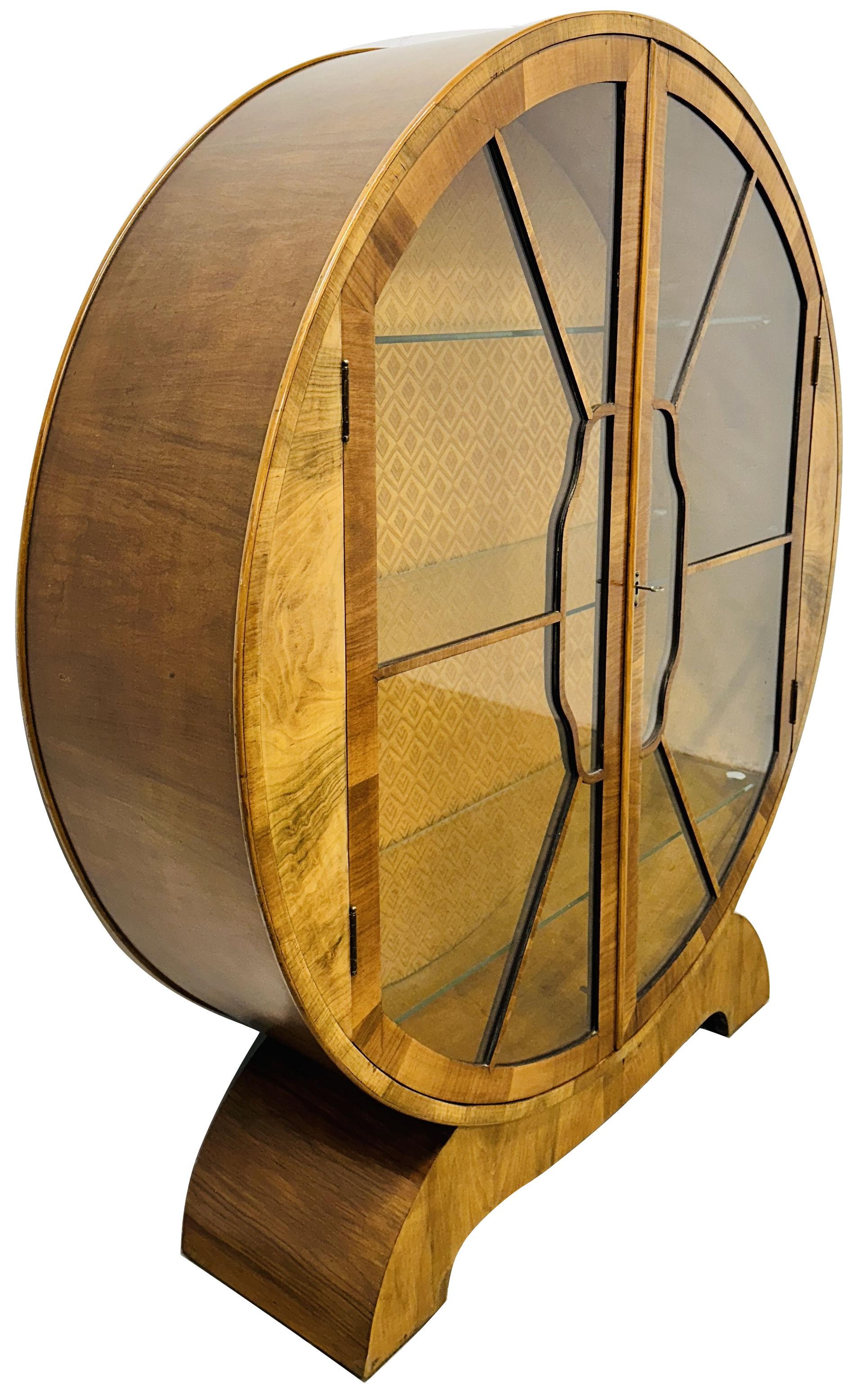 Art Deco Spectacular Circular Walnut  Display Vitrine Cabinet, English, c1930s For Sale 3