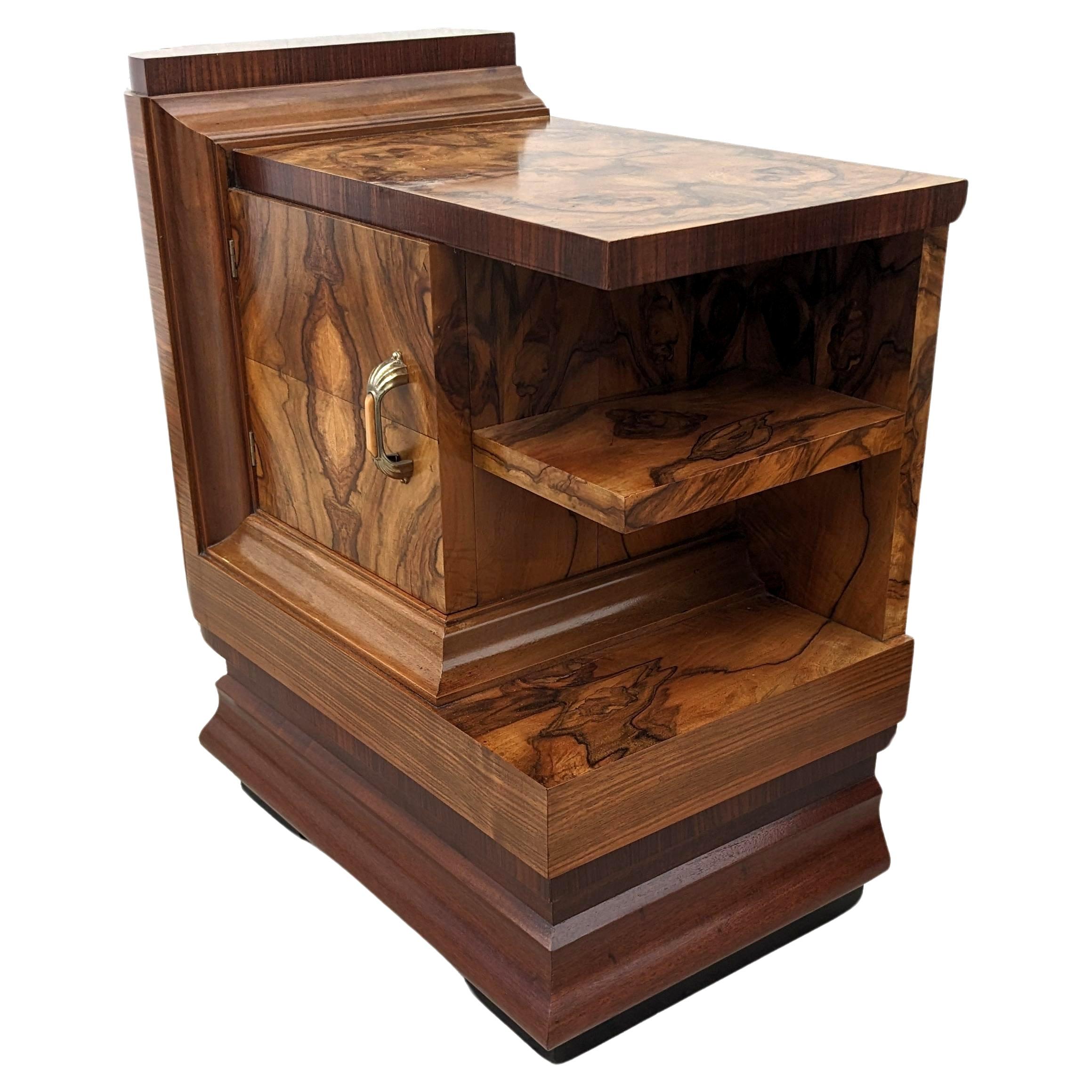 Art Deco Spectacular Single Walnut Italian Bedside Cabinet Table, c1930 5