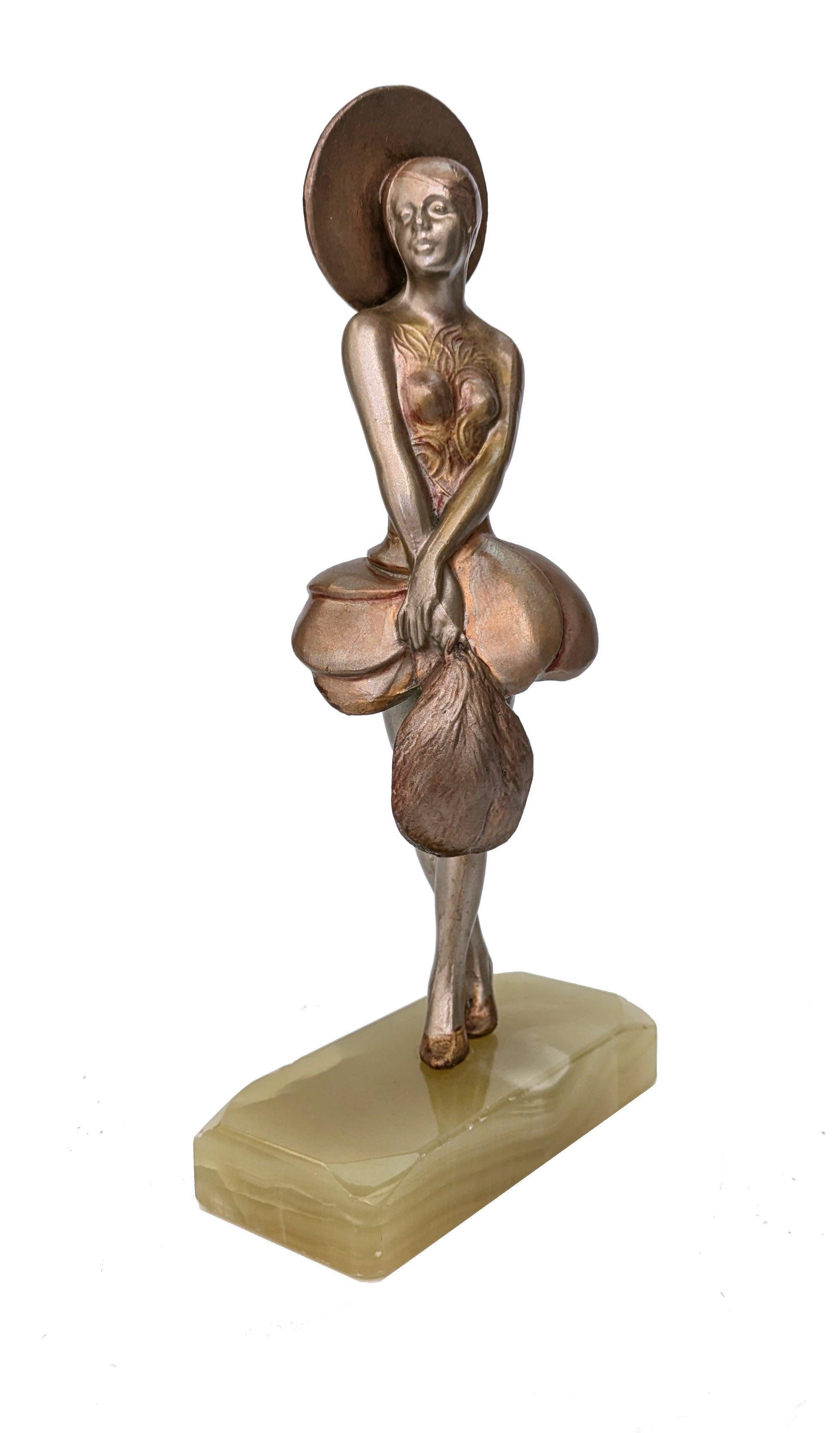 Art Déco Figura femminile in speltro Art Deco, 1930 circa in vendita
