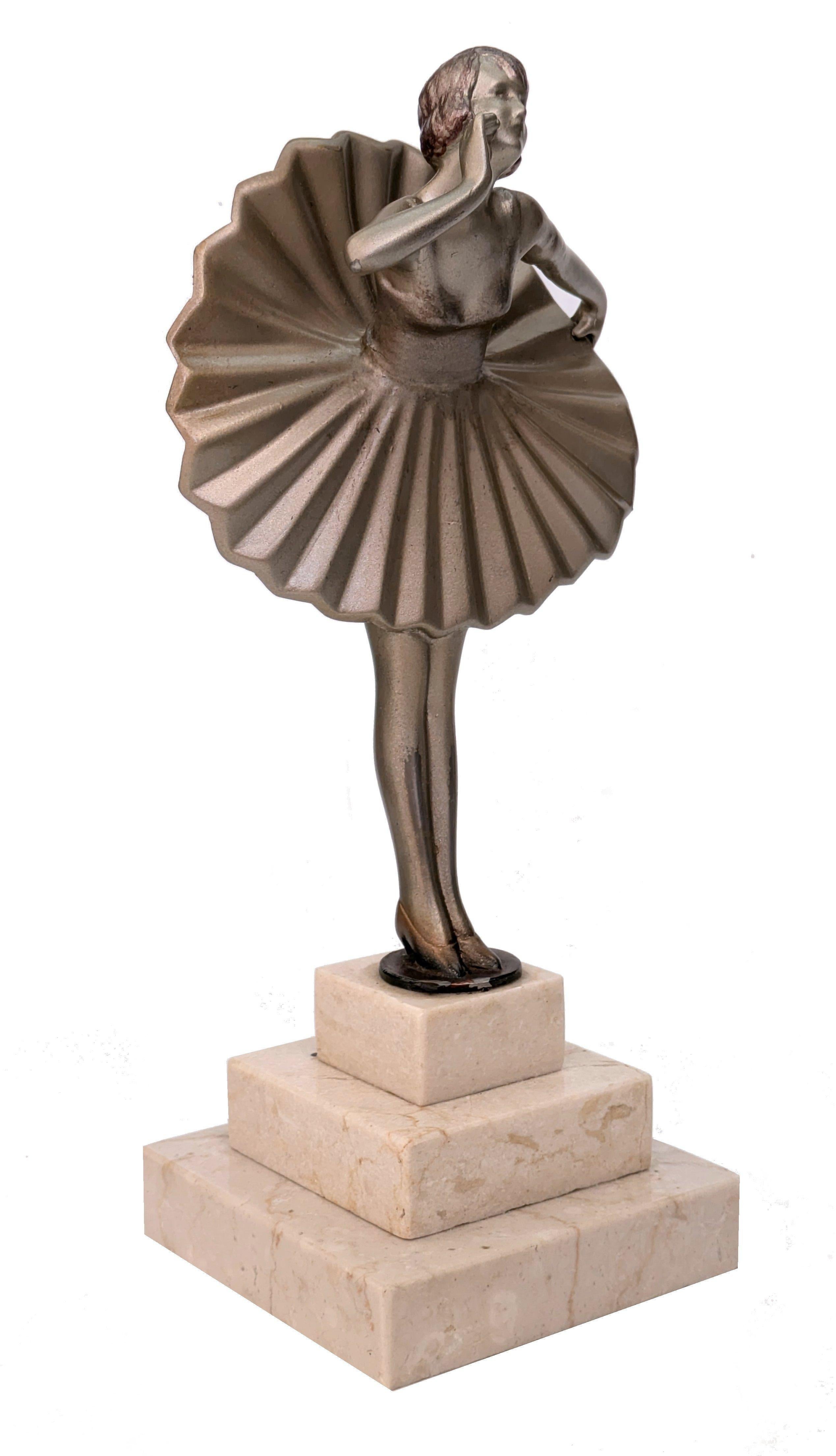 XX secolo Ballerina figurata in speltro Art Deco, 1930 ca. in vendita