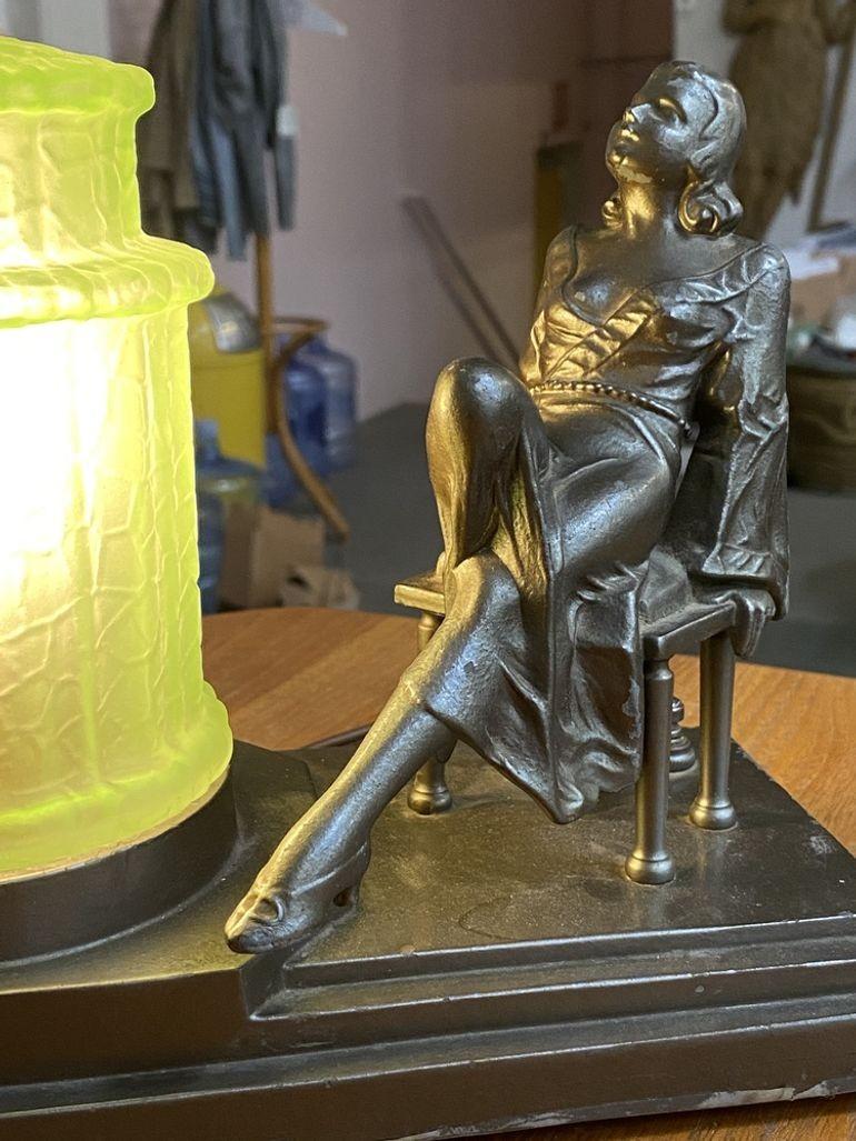 Art Deco Spelter Metal Lounging Women Lamp w/ Green Light Shape For Sale 5