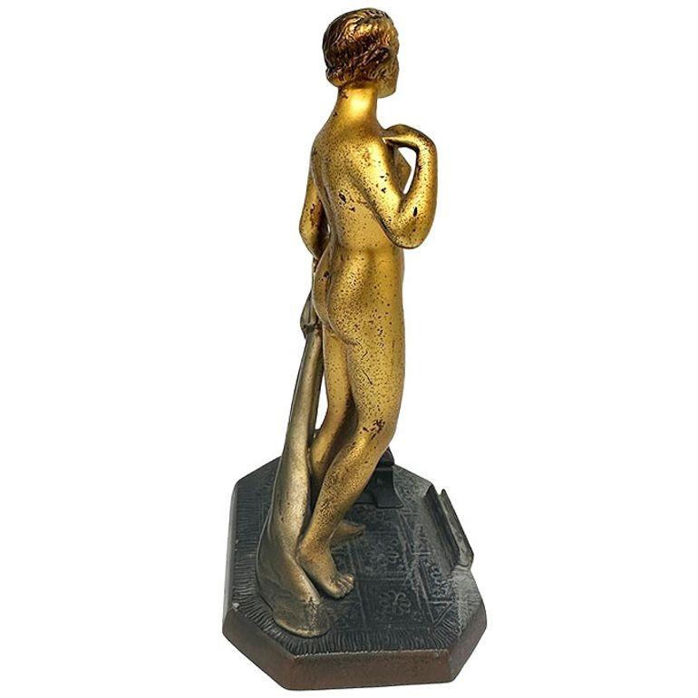 Zinco commerciale Art Deco Spelter Metal Nude Flapper Goddess Desktop Torch Tip Table Lighter in vendita