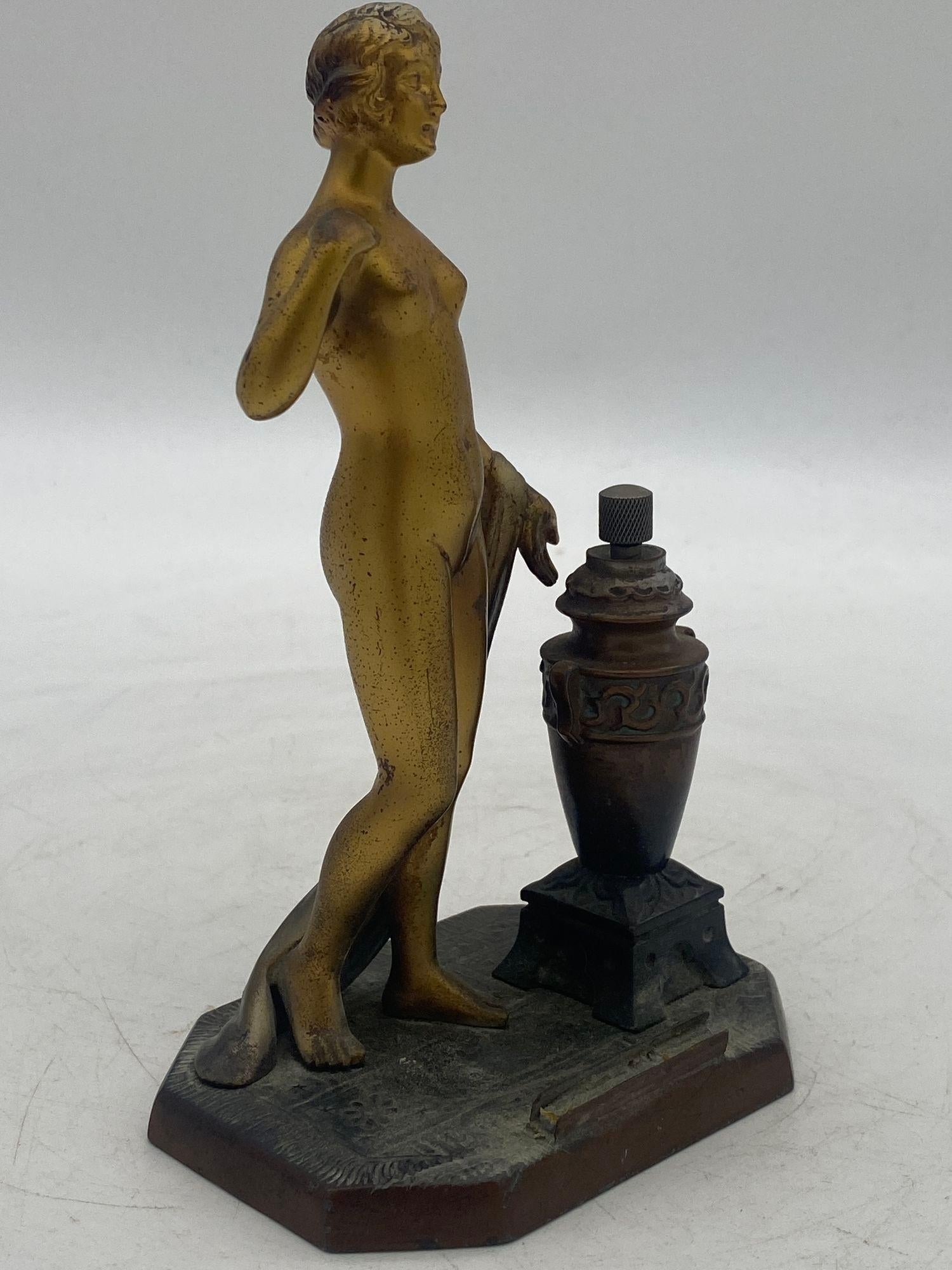 Art Deco Spelter Metal Nude Greek Goddess Torch Tip Table Lighter In Good Condition For Sale In Van Nuys, CA