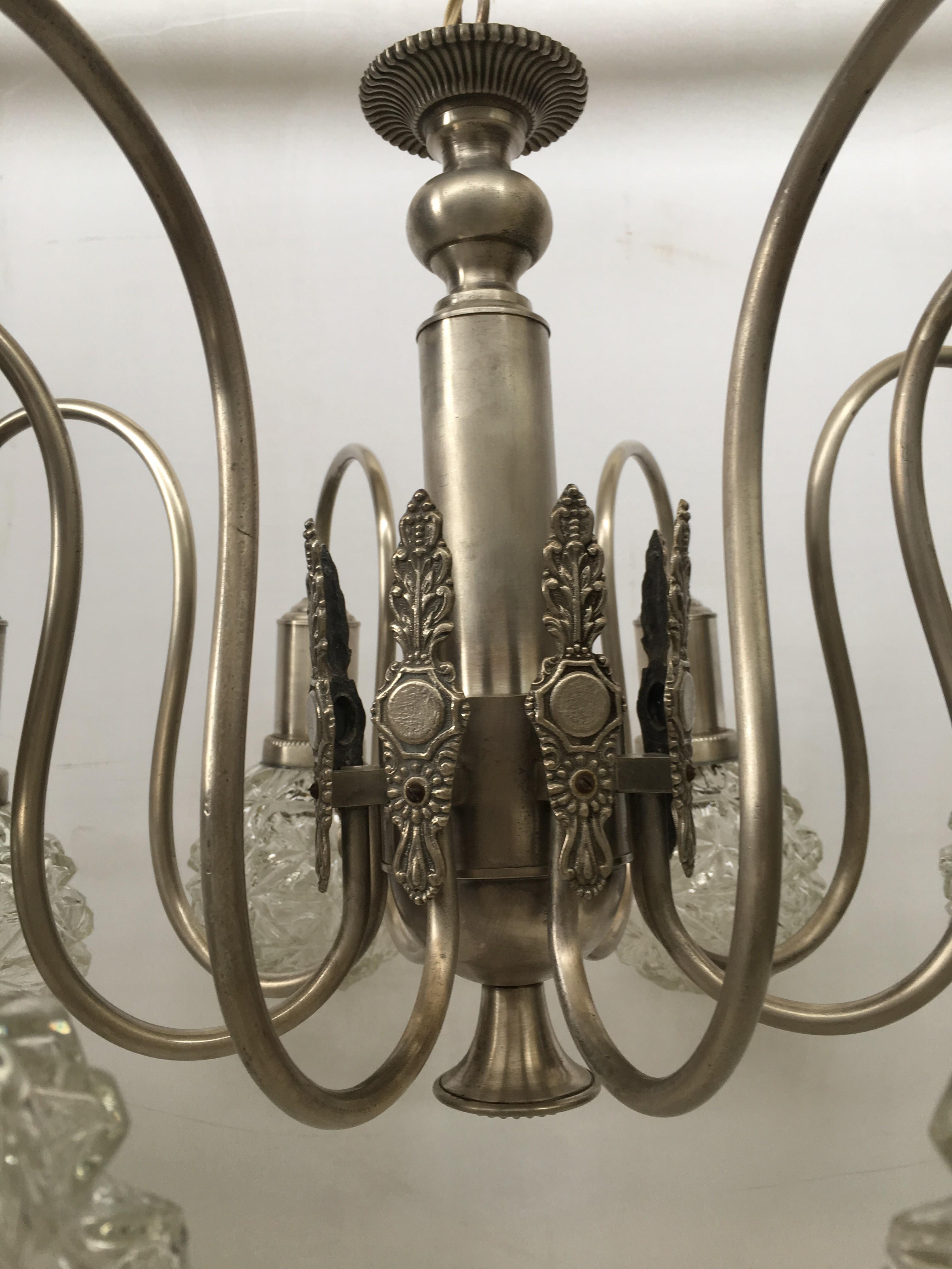Art Deco Spider Ceiling Lamp with Eight Cut Glass Balls (20. Jahrhundert)