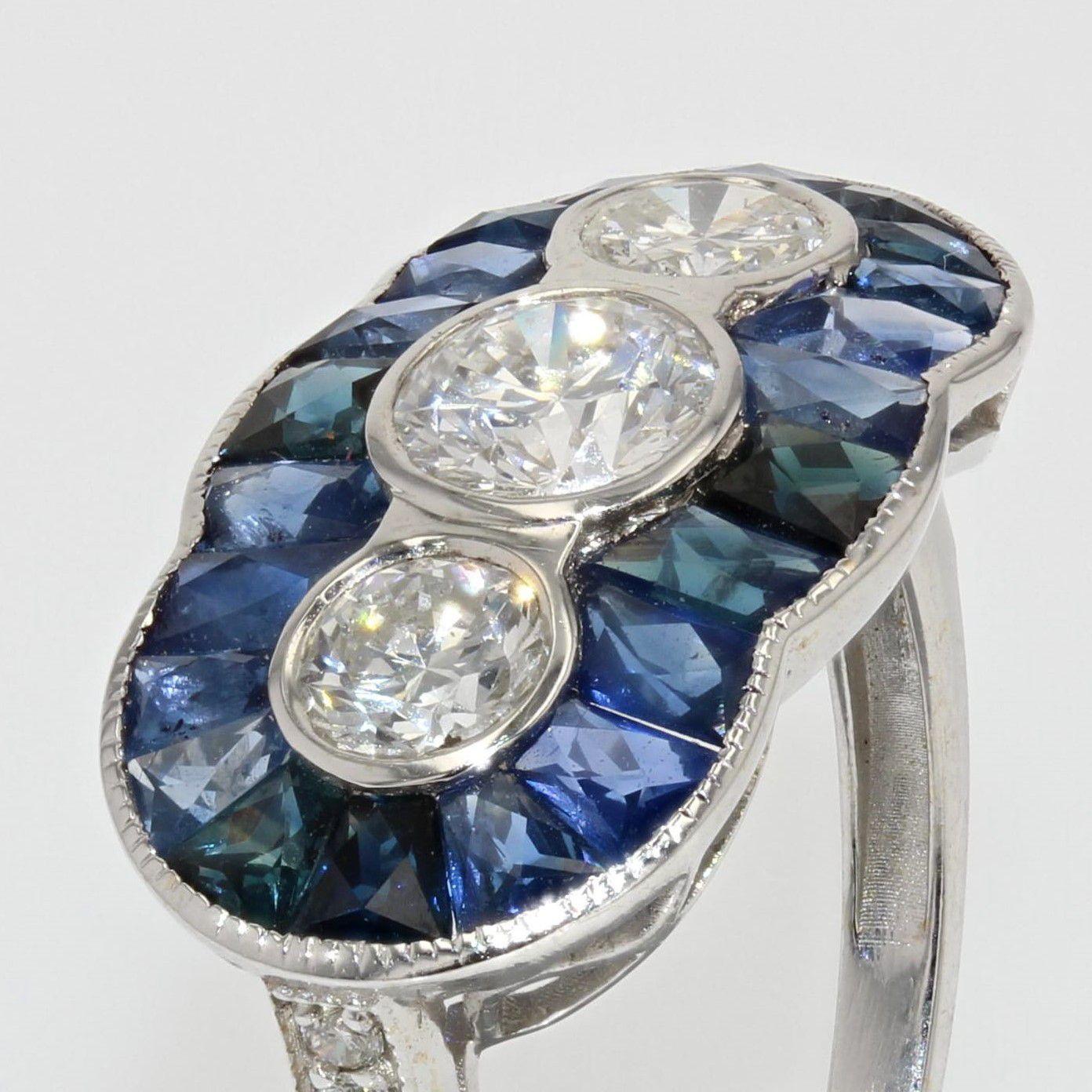 Art Deco Style Calibrated Sapphire Diamonds 18 Karat White Gold Ring For Sale 1
