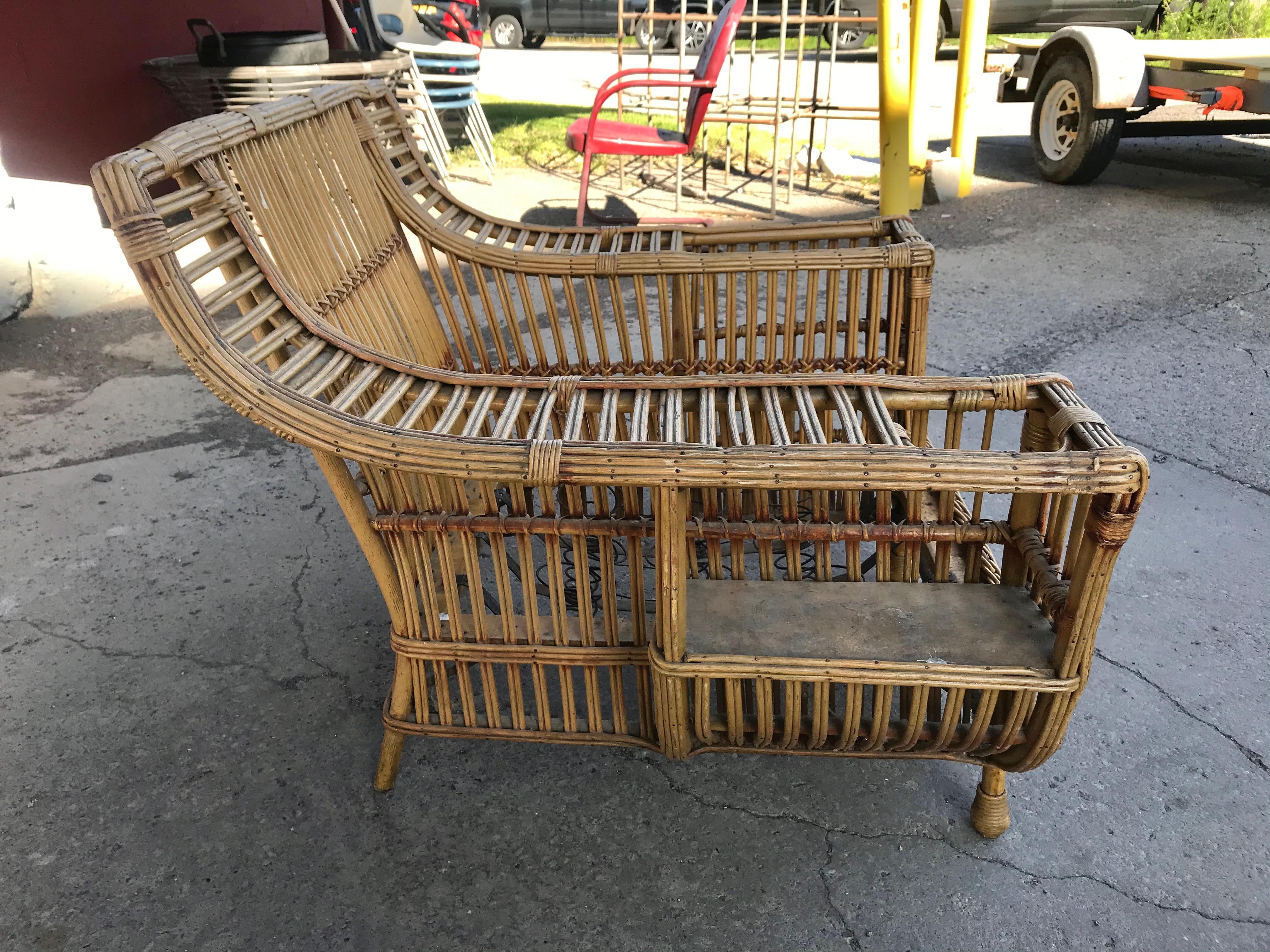 Rare Art Deco Split Reed / Stick Wicker 3 piece Suite, Niagara Reedcraft Co., Made in Niagara Falls New York, amazing set consisting of sofa and two lounge chairs, complete with magazine holders and cup holders, retains original finish, faint