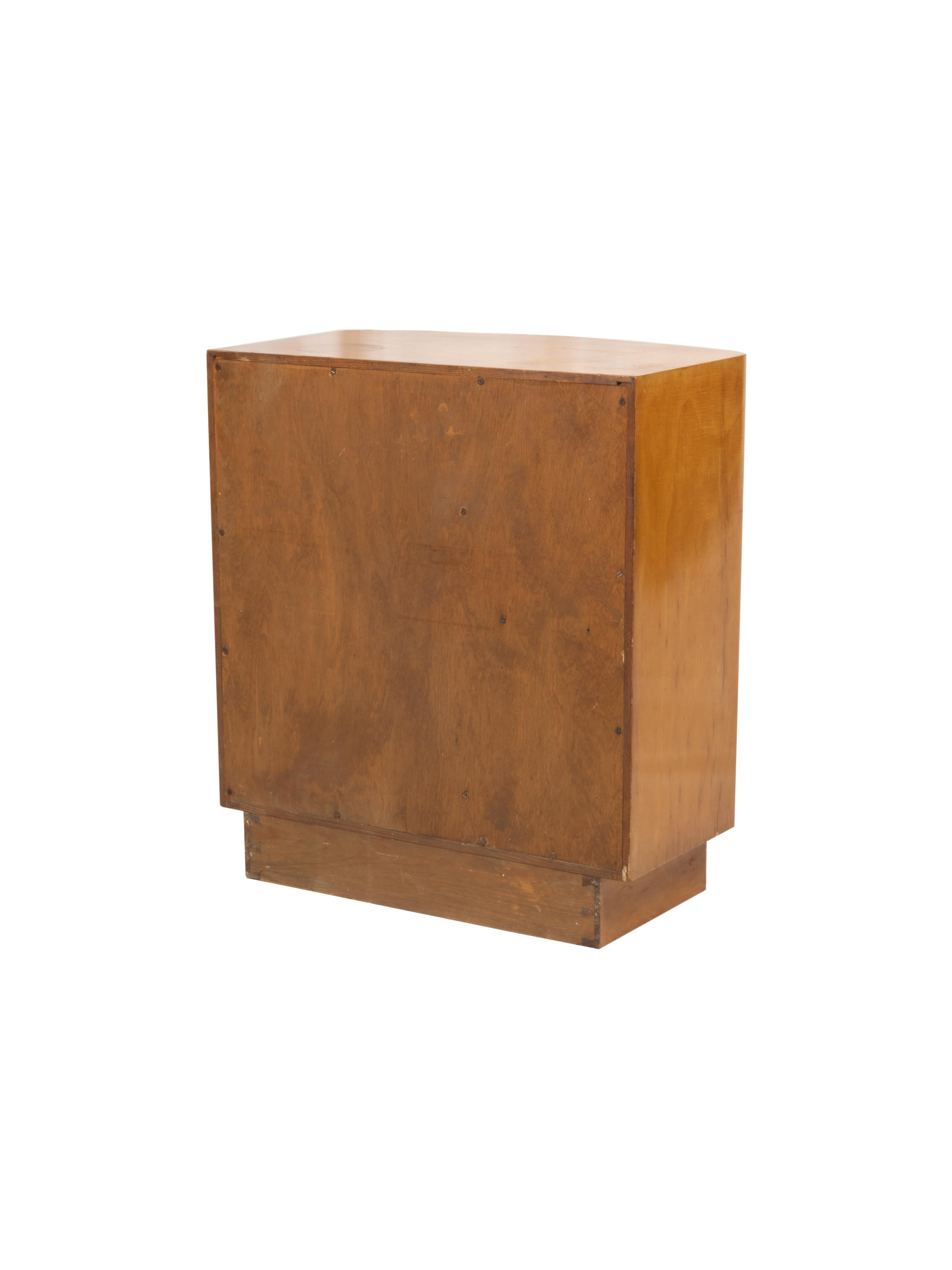 Art Deco Spruce Wood Small Commode, 1940s In Good Condition For Sale In Lisbon, PT