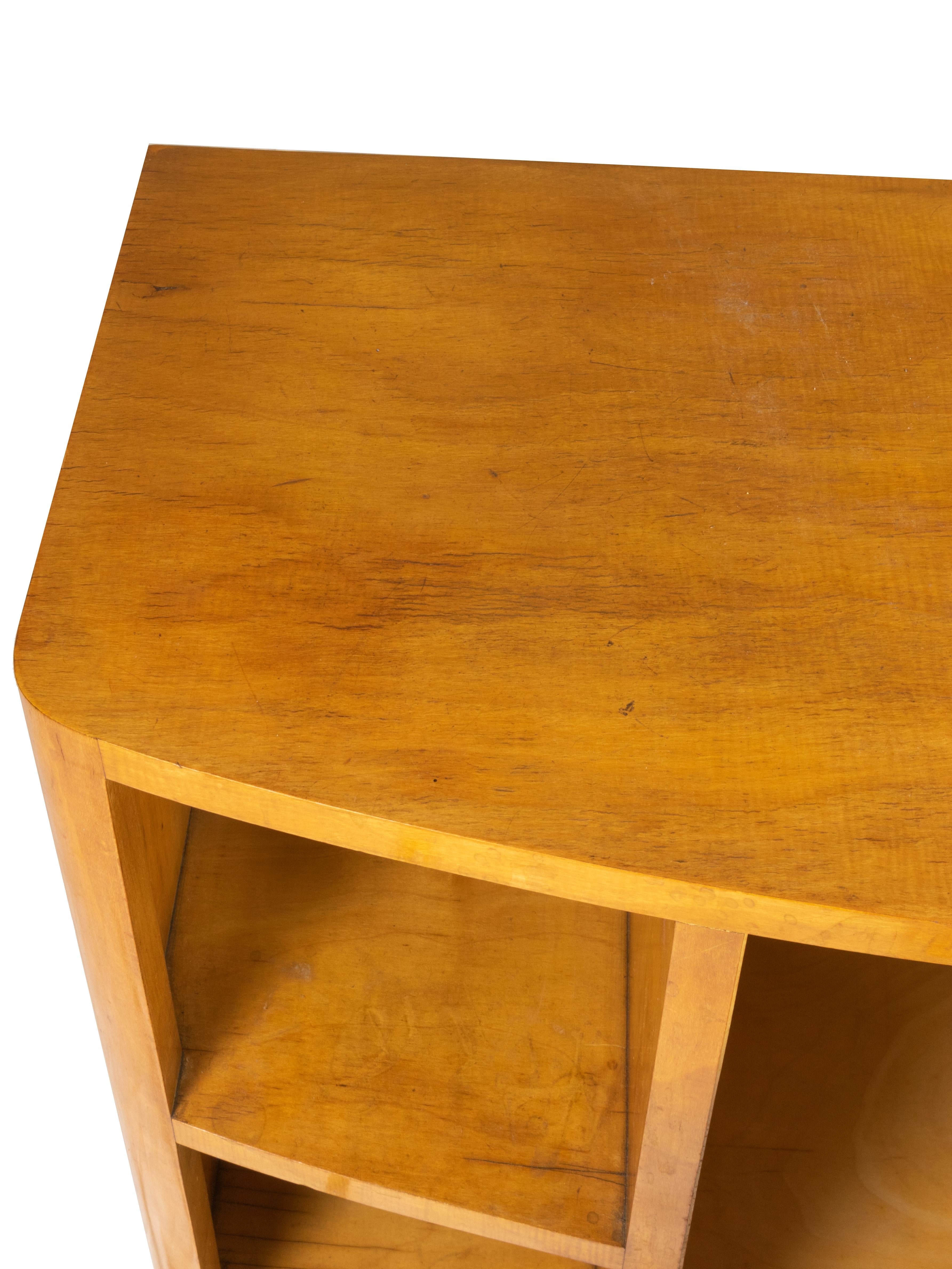 Art Deco Spruce Wood Small Commode, 1940s In Fair Condition For Sale In Lisbon, PT