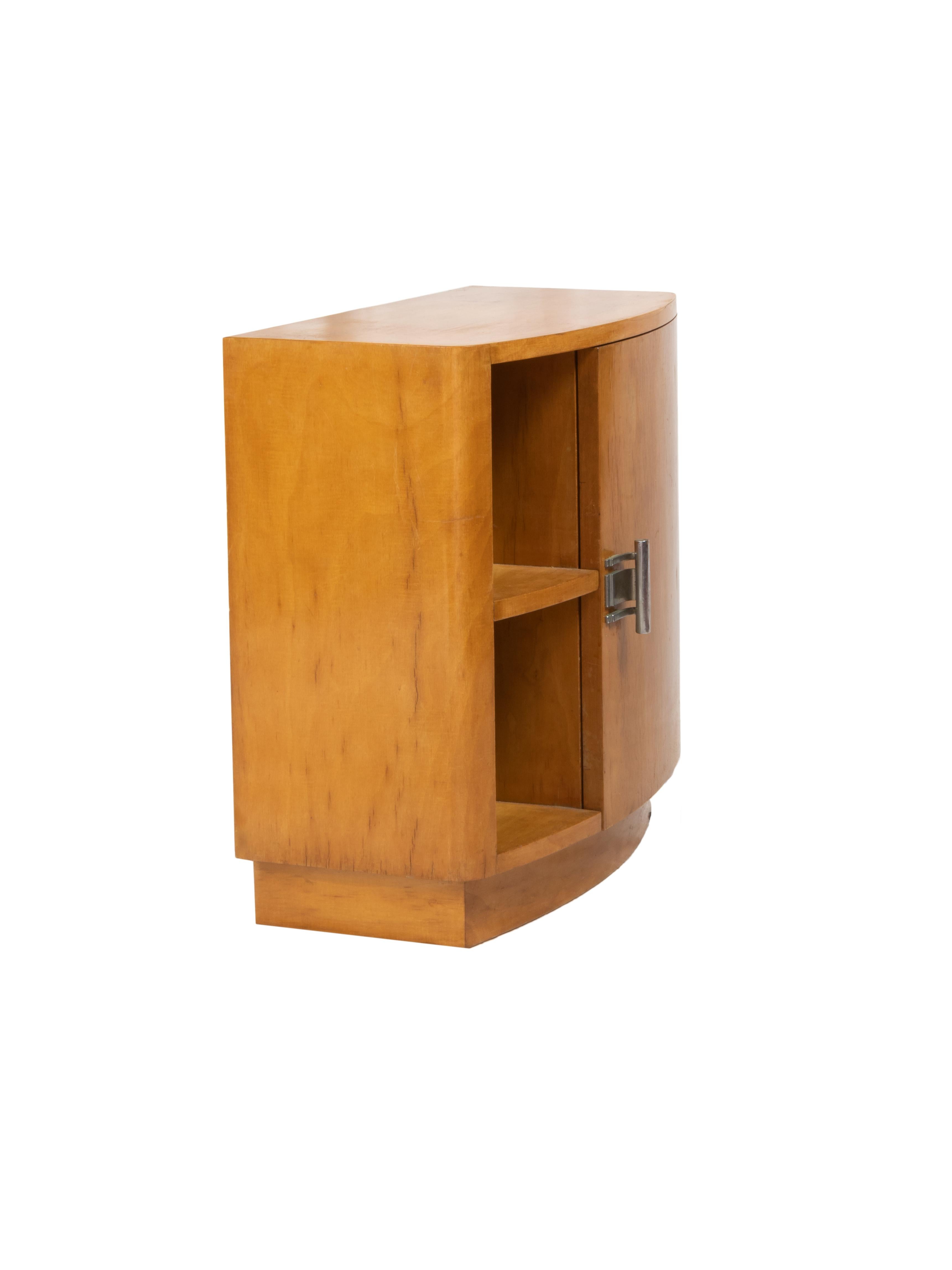 Kleine Kommode aus Spruce-Holz im Art déco-Stil, 1940er Jahre (Metall) im Angebot